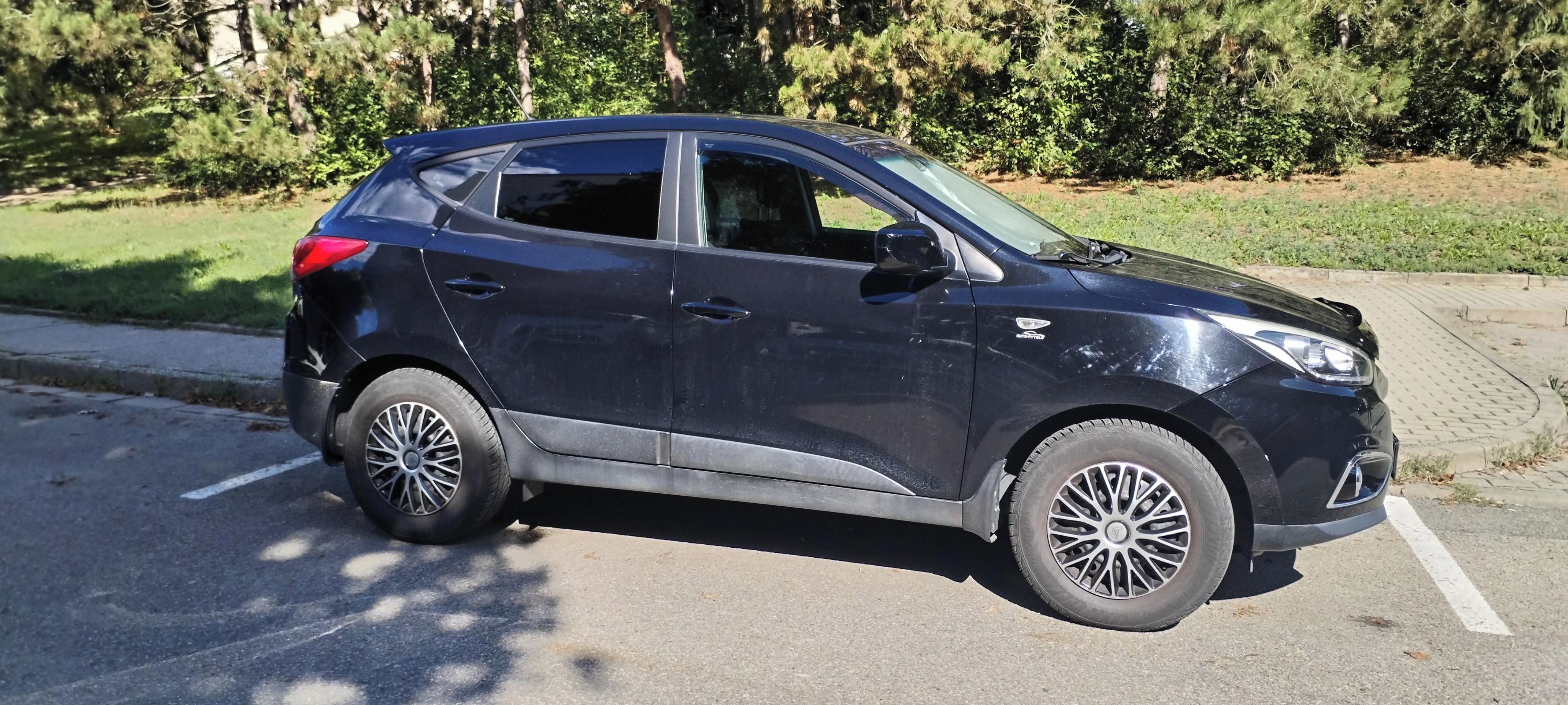 Hyundai ix35, 1,6 benzín - fotka 2
