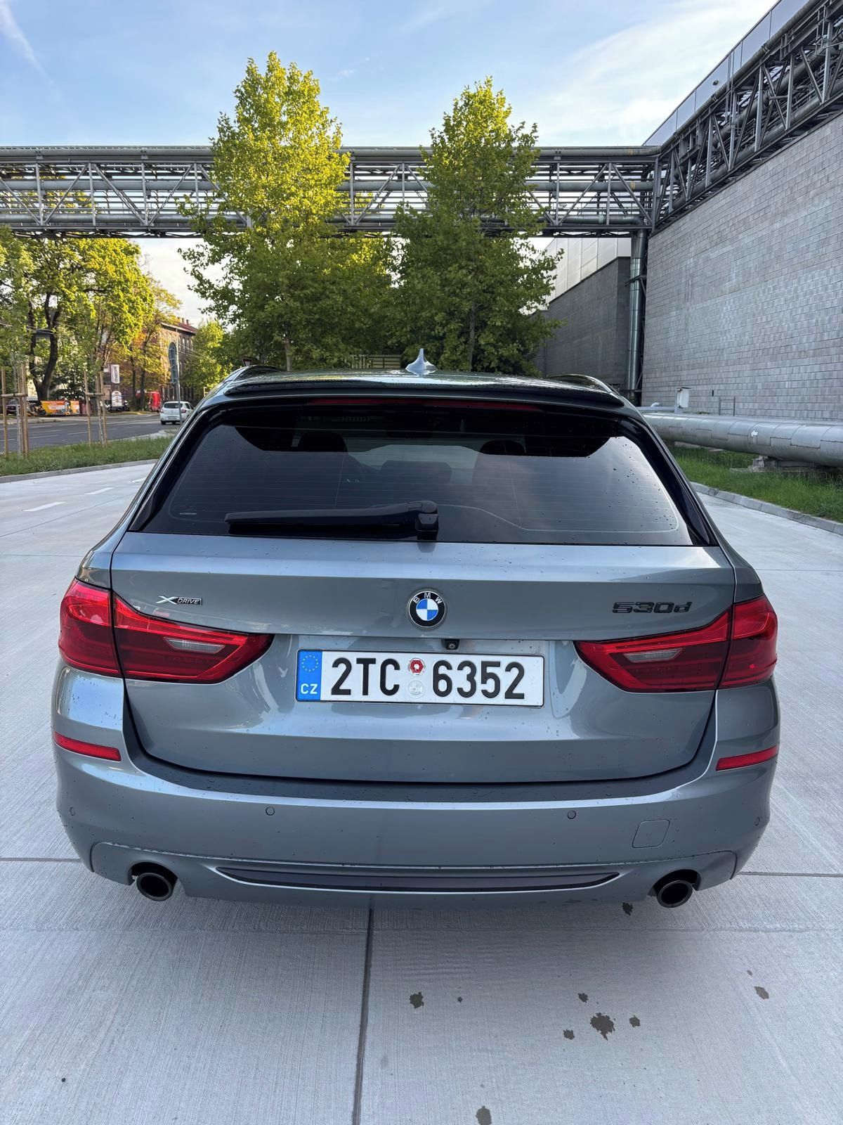 BMW Řada 5, BMW 530d xdrive sport line - fotka 6