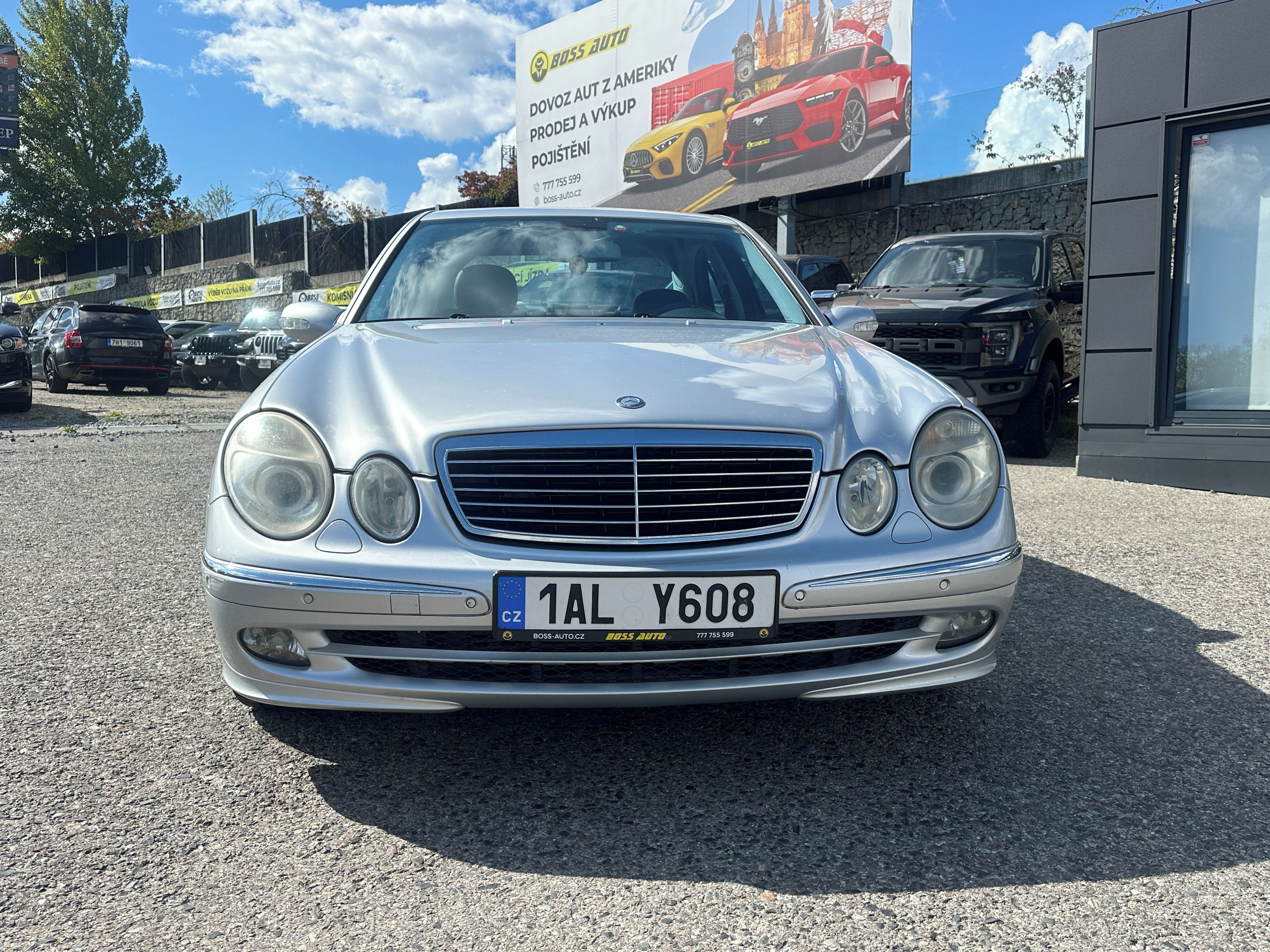 Mercedes-Benz Třídy E, Mercedes-Benz E 280 2006 - fotka 2