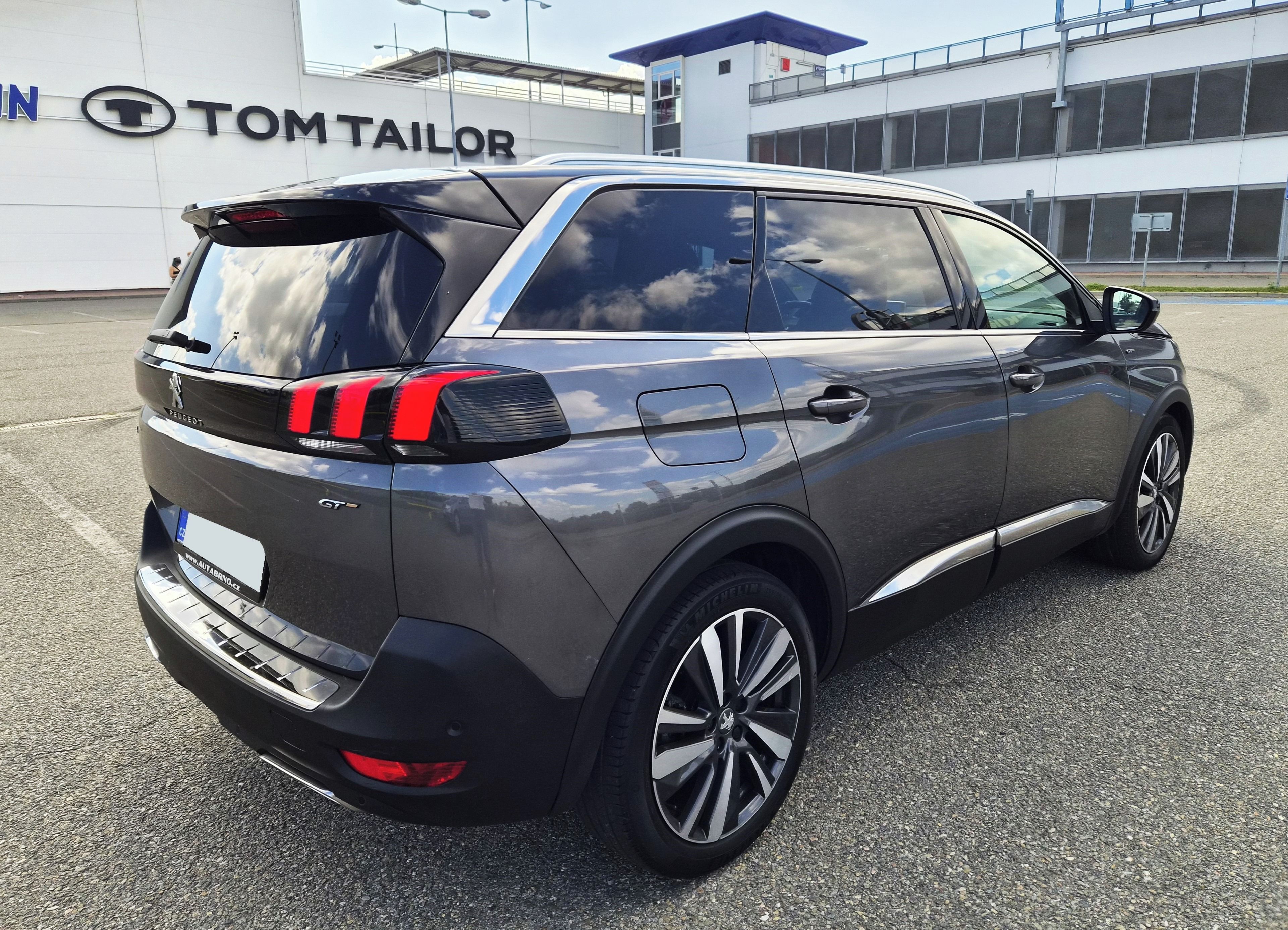 Peugeot 5008, 2.0HDi GT 7MÍST TAŽNÉ MAX. VÝB - fotka 5