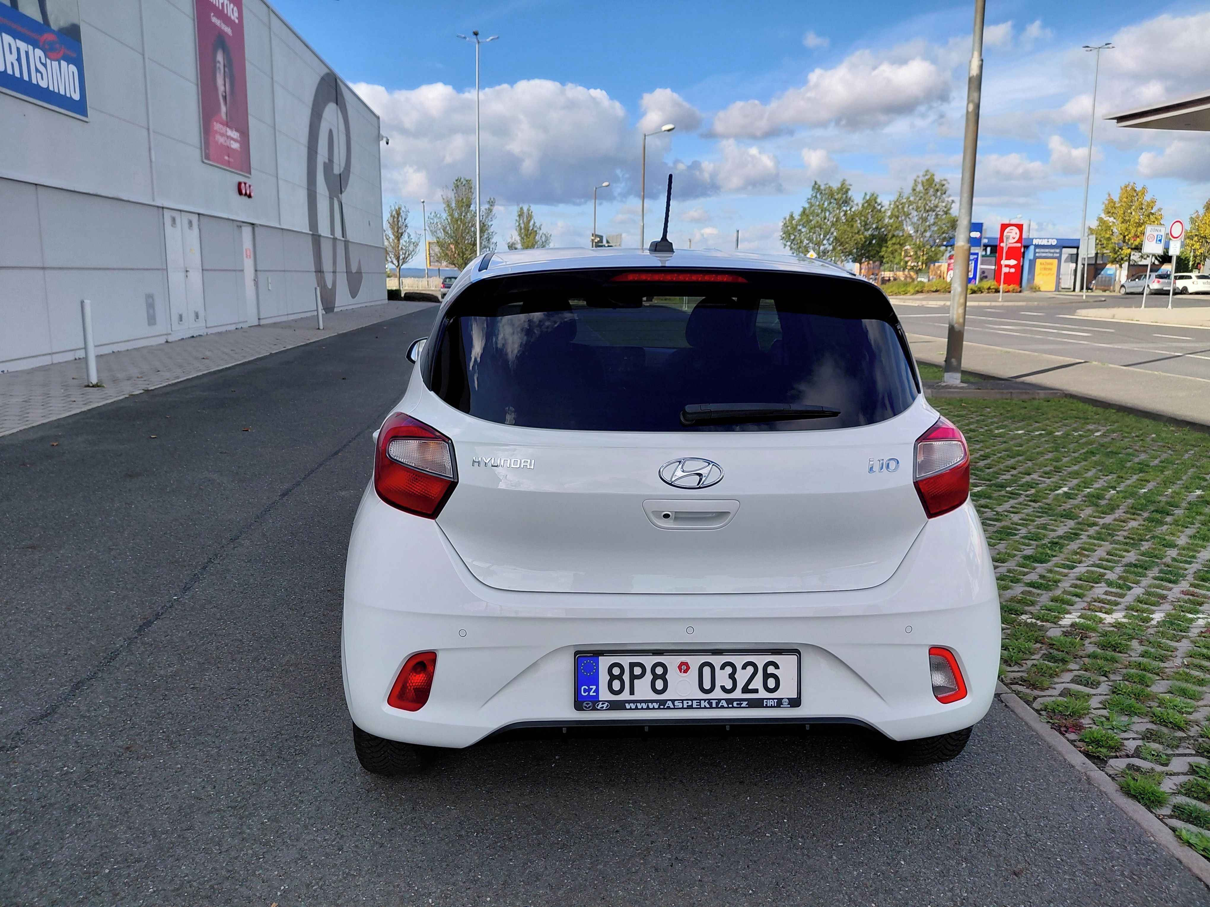 Hyundai i10, 1.0i 1.MAJ STAV NOVÉHO 8 748KM - fotka 6