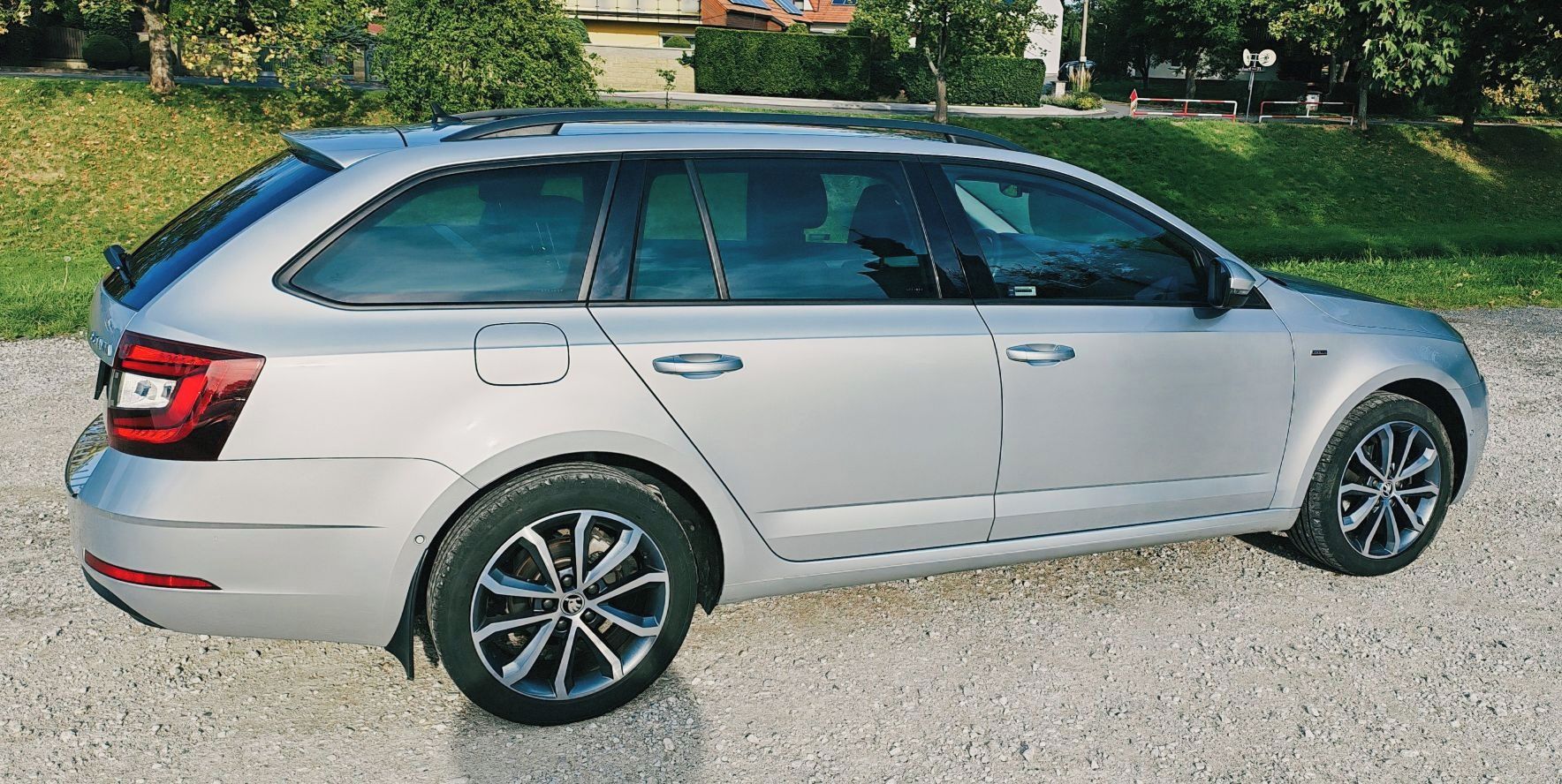 Škoda Octavia, Škoda Octavia III Combi FL - fotka 4