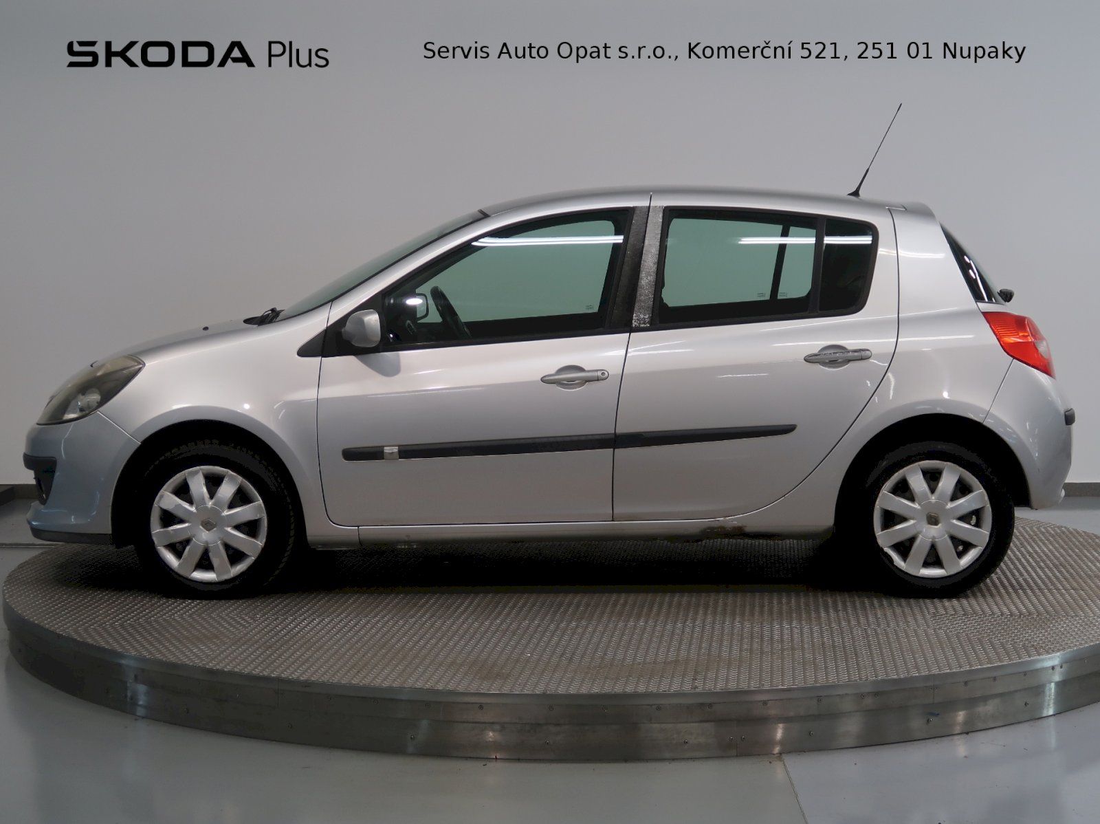 Renault Clio, 1.2 i 16V 55kW STK 2028 - fotka 3
