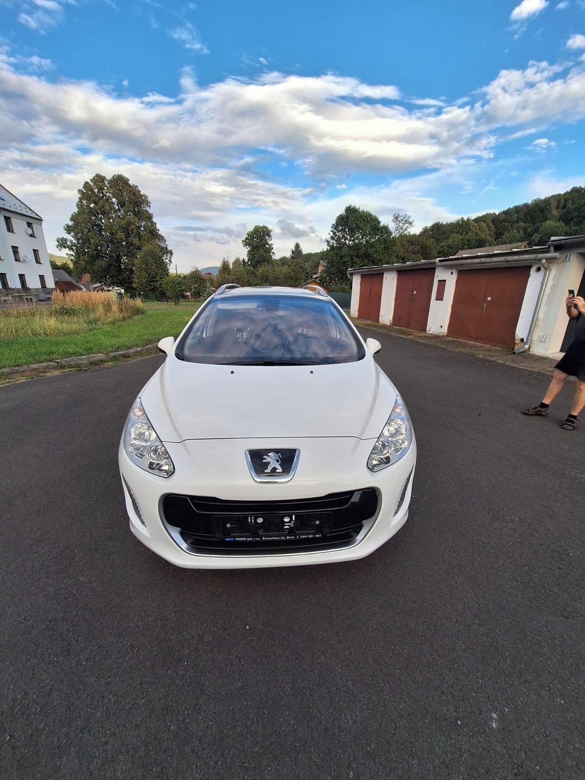 Peugeot 308, 1.6 eHDI 84KW 6 rychlostí - fotka 2