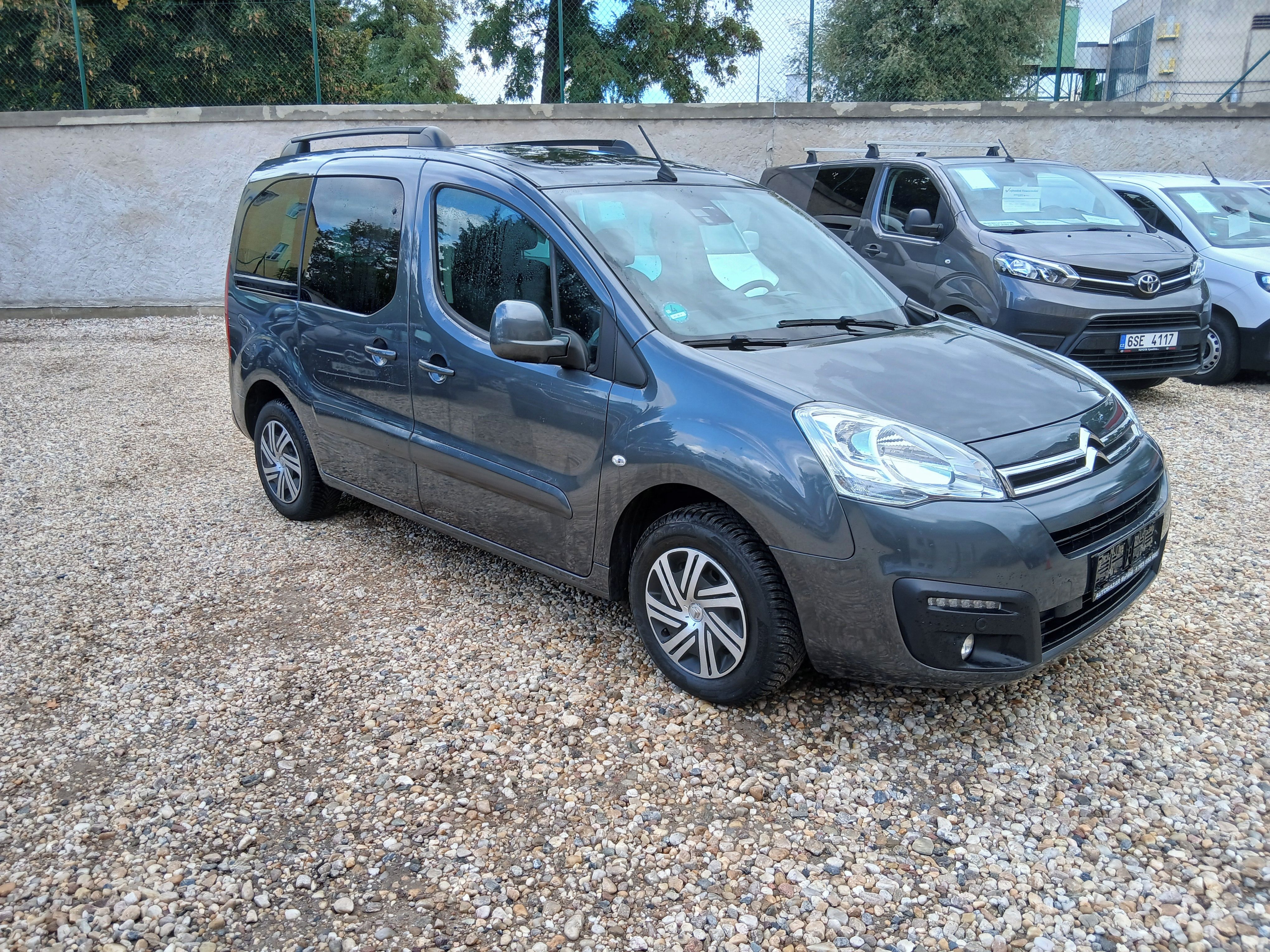 Citroën Berlingo, 1.6HDi 73KW Automat Taž.S.Kni - fotka 3