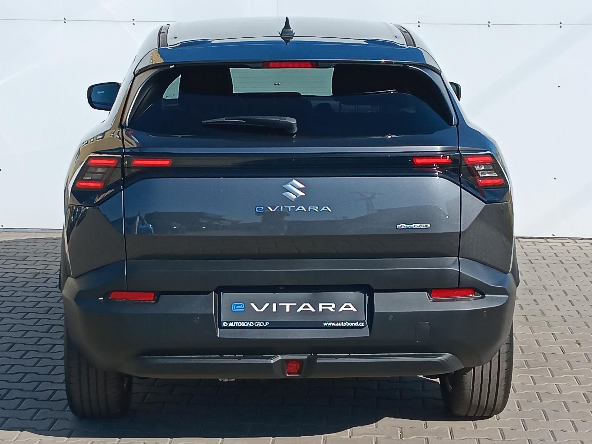 Suzuki Vitara, EV 61kWh PREMIUM 4x4 - fotka 5