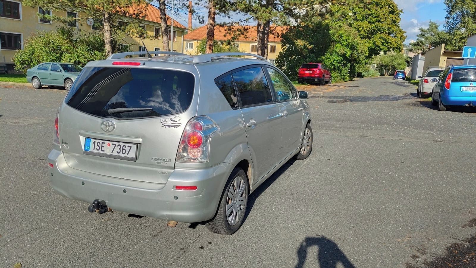 Toyota Corolla Verso, Litá letní kola + zimní - fotka 3