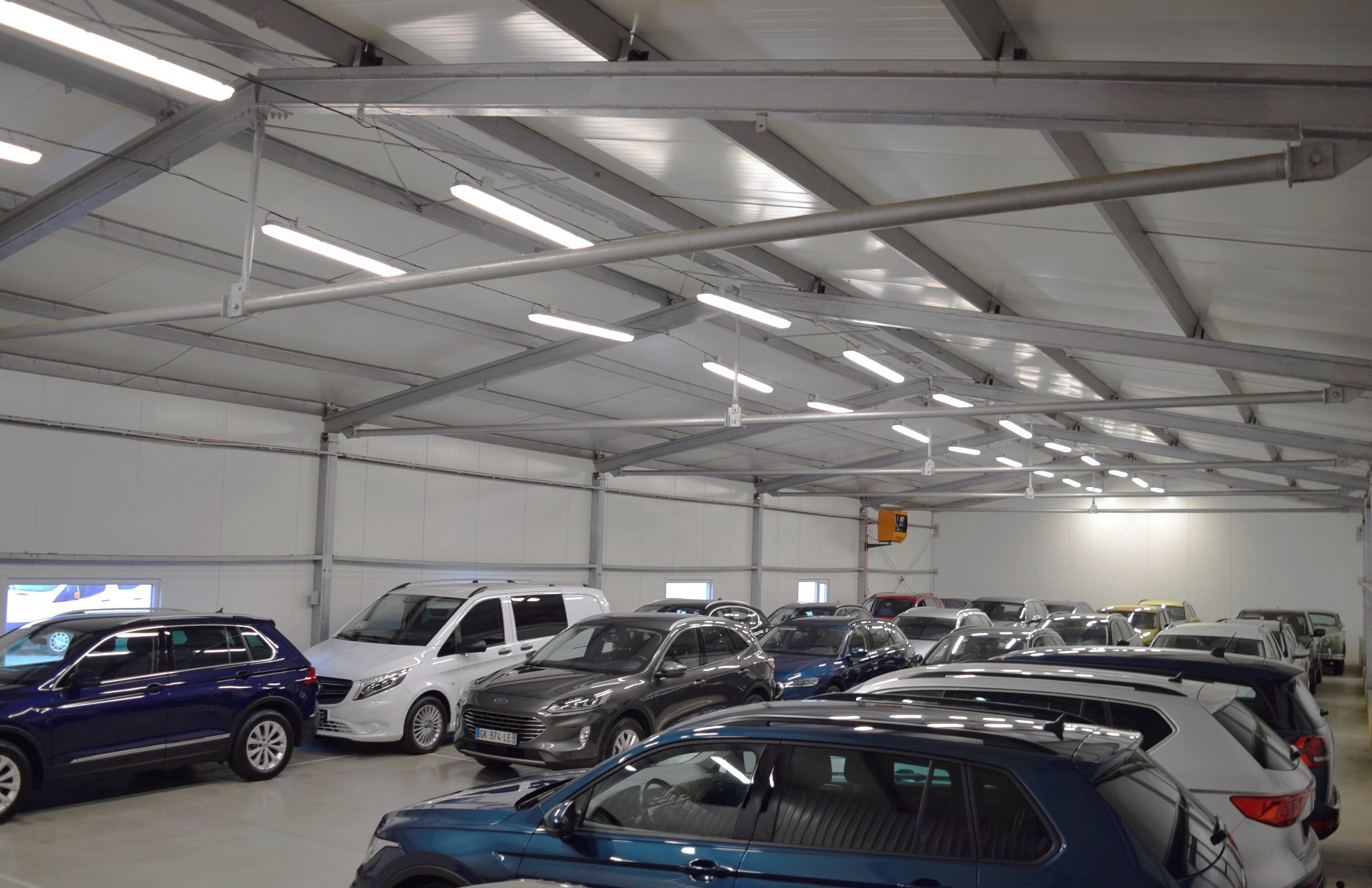 Mercedes-Benz EQC, 400 4M SoH 97,94% - DPH - fotka 5