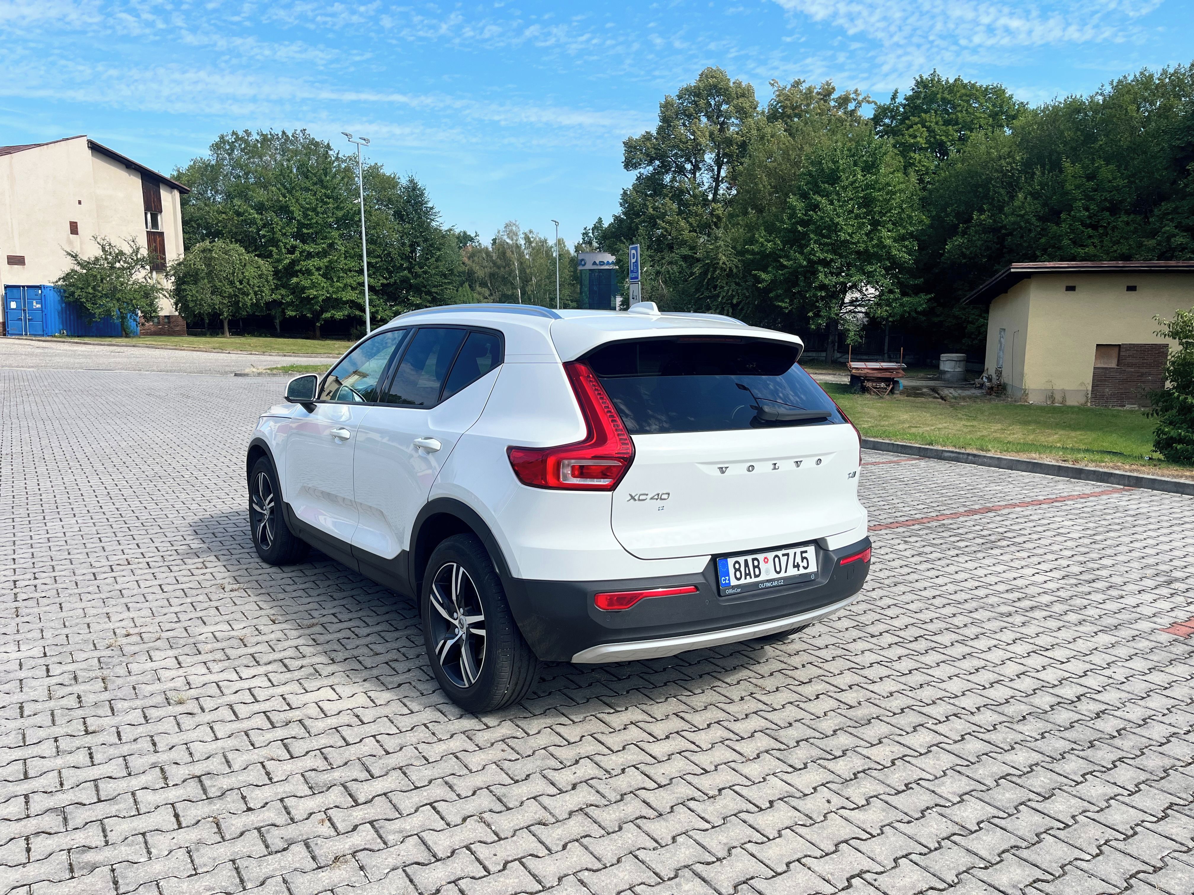 Volvo XC40, Volvo XC40 T4 AWD 2.0 140kw - fotka 3