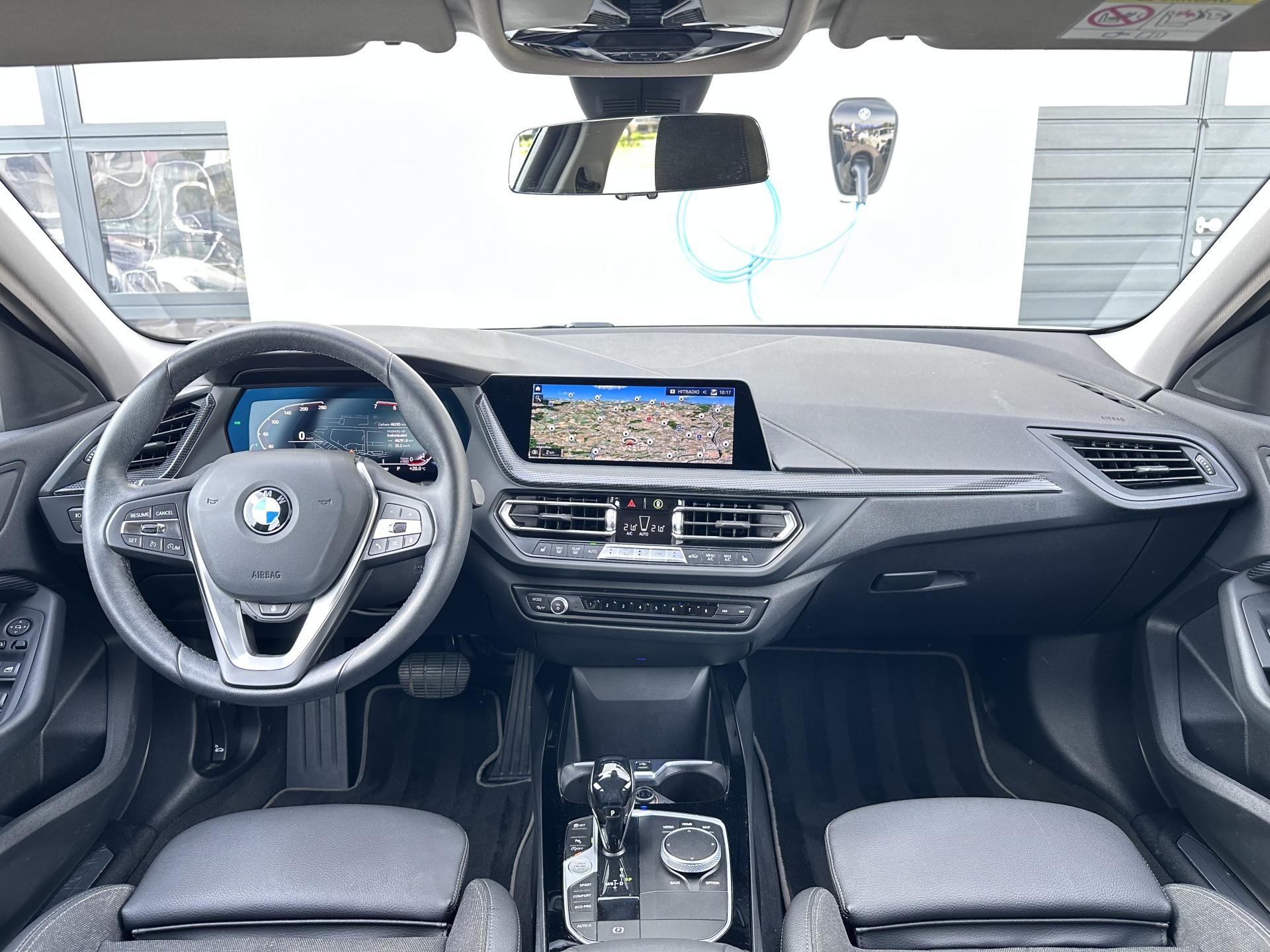 BMW Řada 1, 118i Model Sport Line - fotka 6