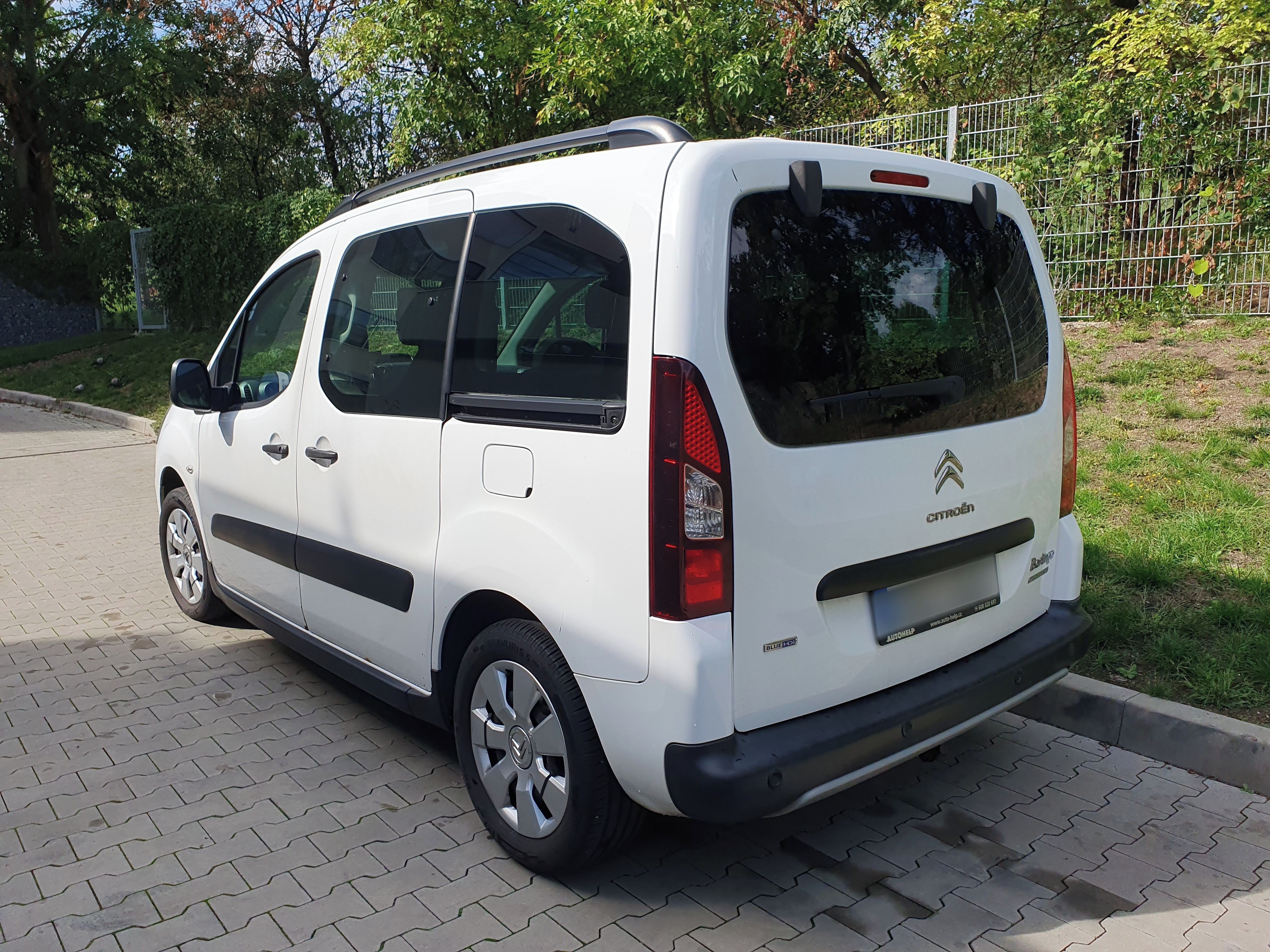 Citroën Berlingo, nehavarované, provozuschopné - fotka 4