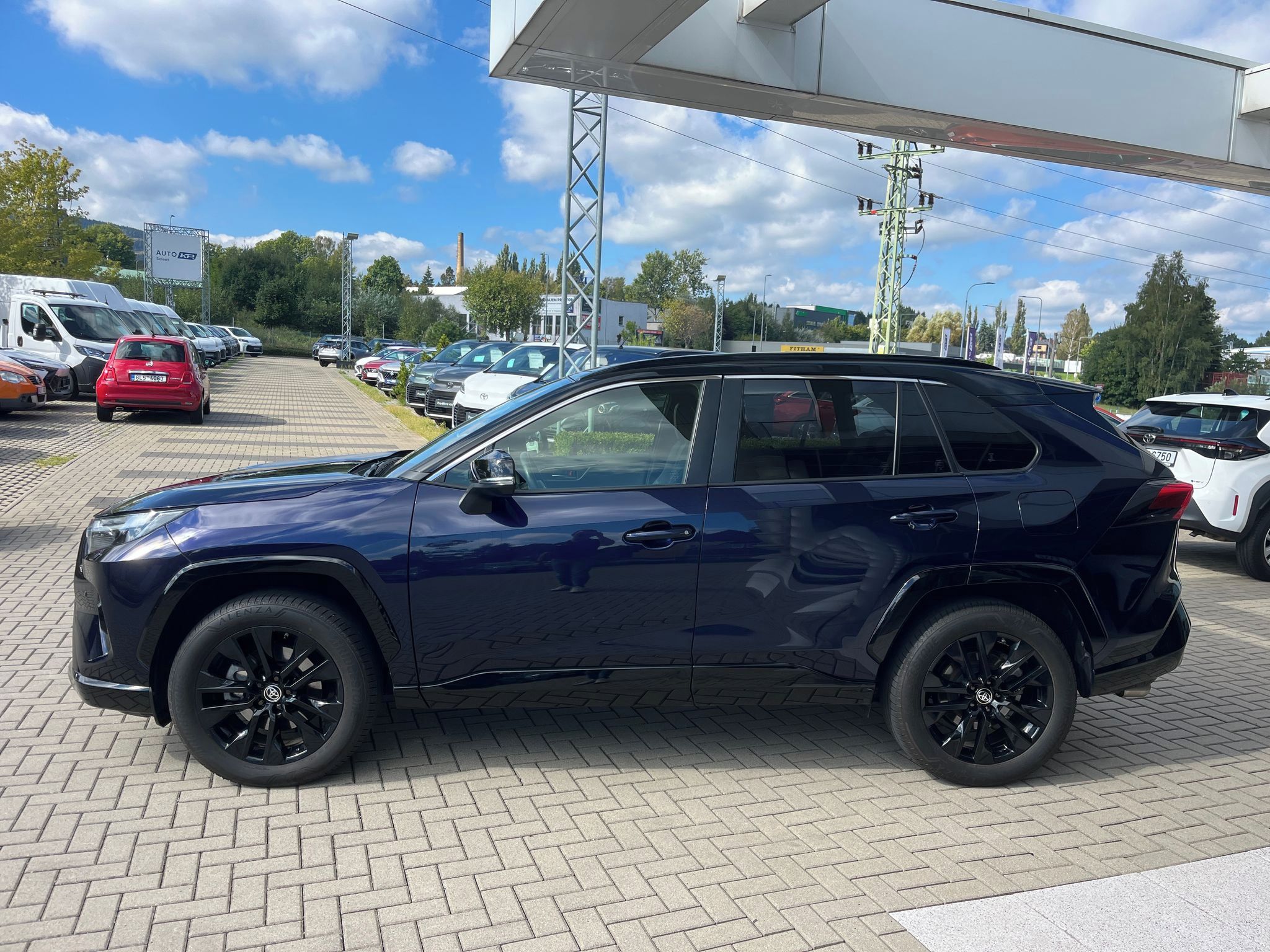 Toyota Rav4, 2.5 Hybrid e-CVT 4WD Selection - fotka 3