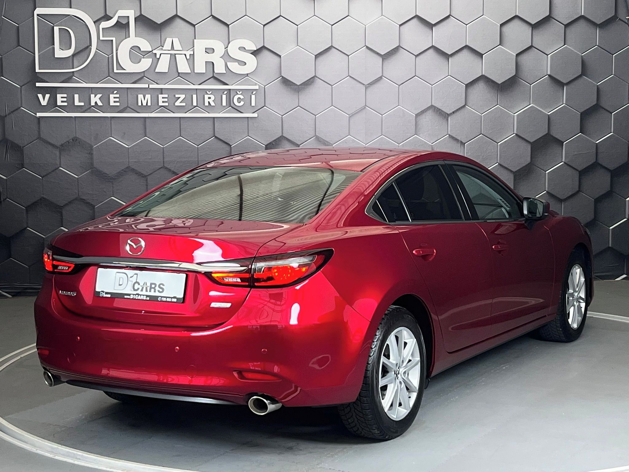Mazda 6, 2.0  6 SKYACTIV-G 165 i-ELOOP - fotka 5