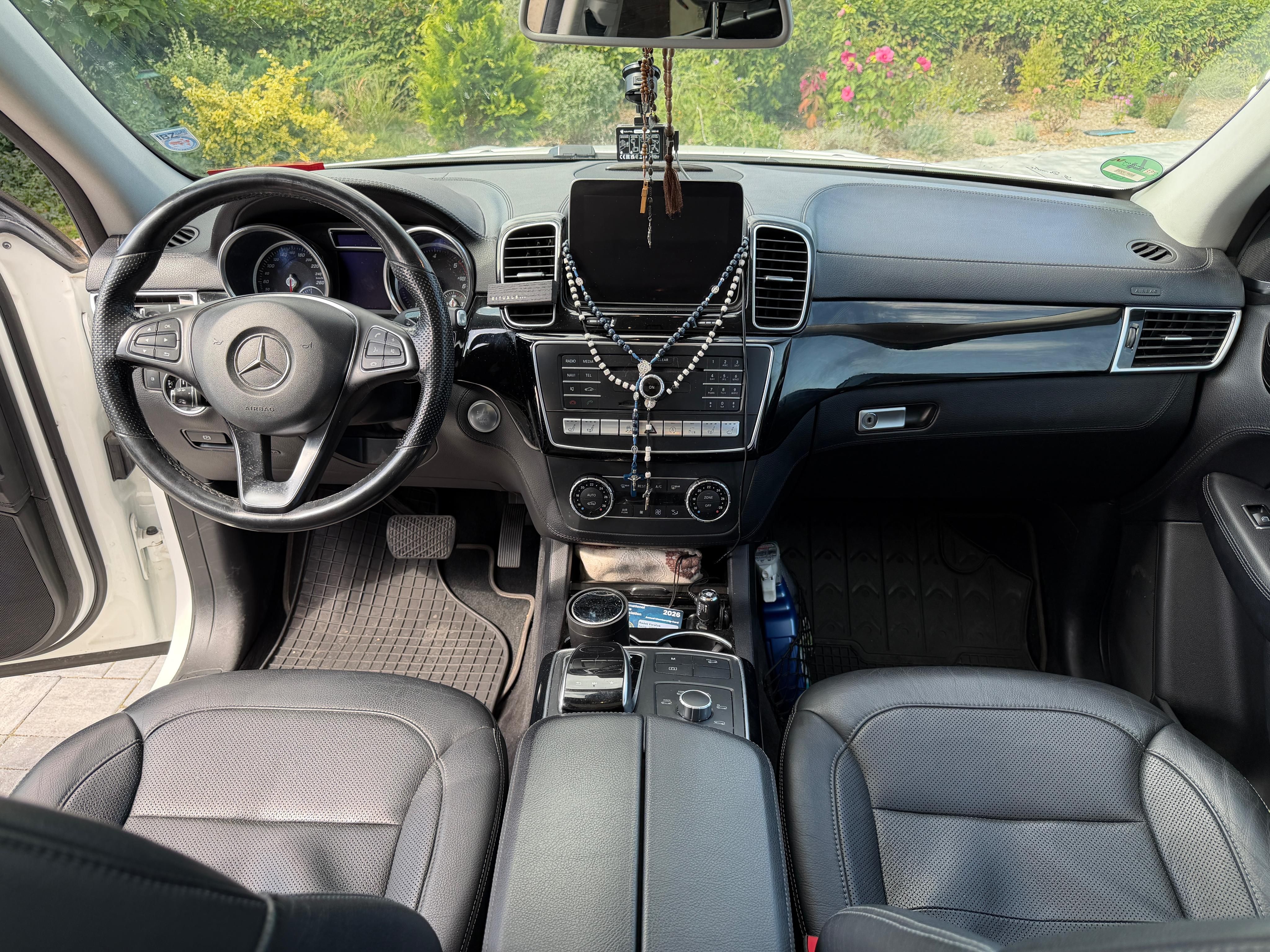 Mercedes-Benz GLE, 350d 4matic - fotka 3