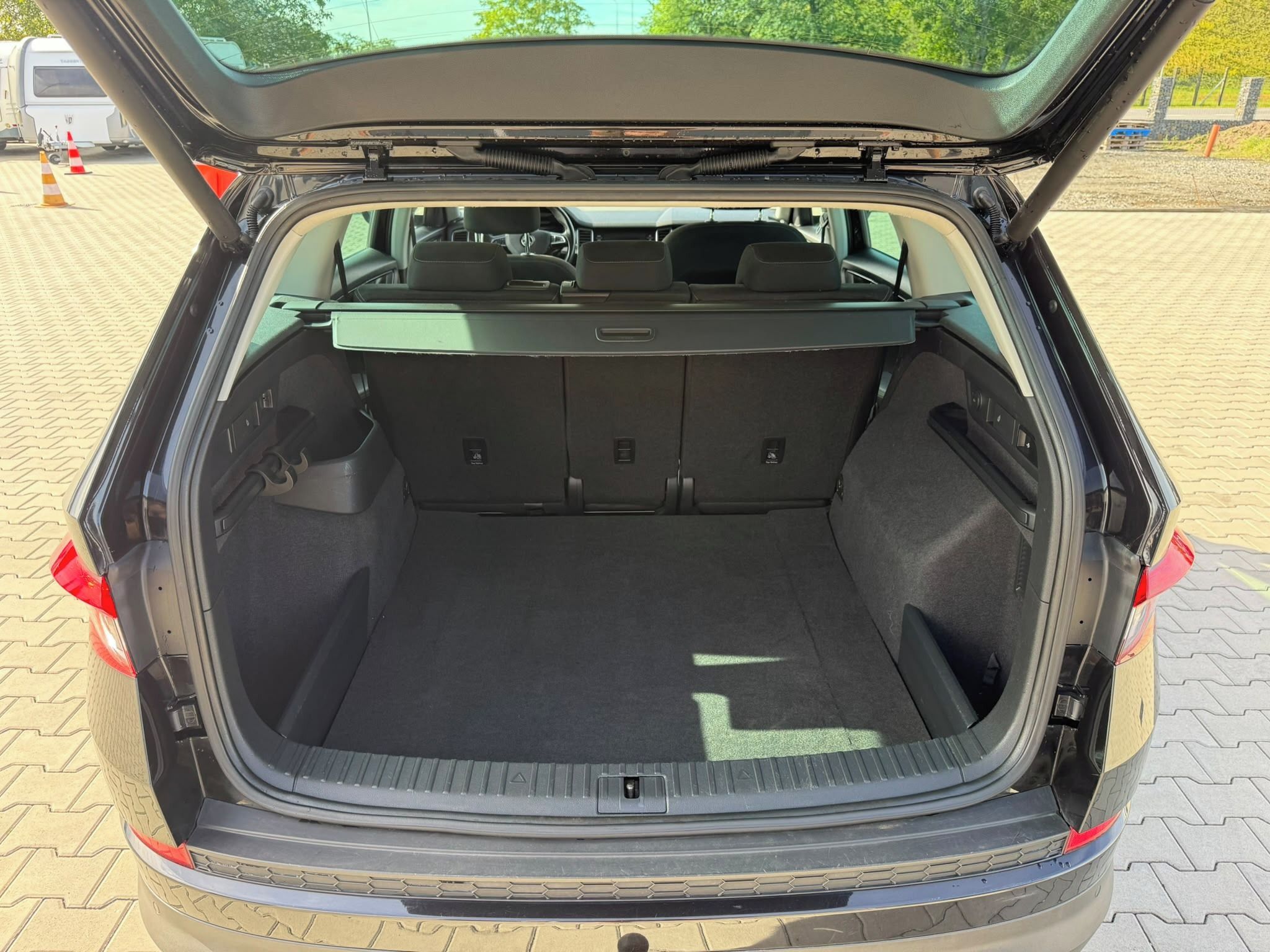Škoda Kodiaq, 4x4 140kw Webasto tažné - fotka 5