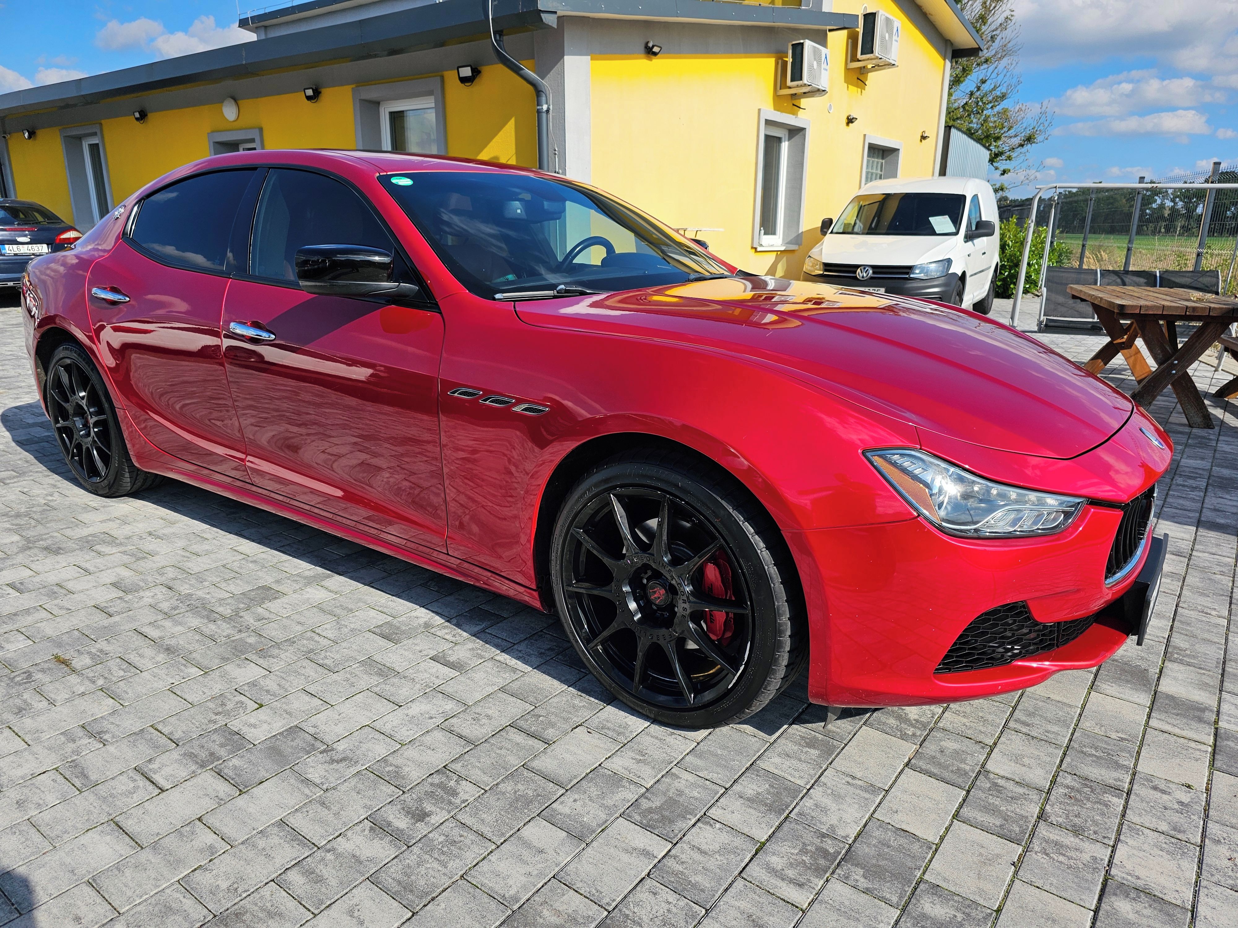 Maserati Ghibli, S Q4 3.0L V6 302 kW - fotka 2