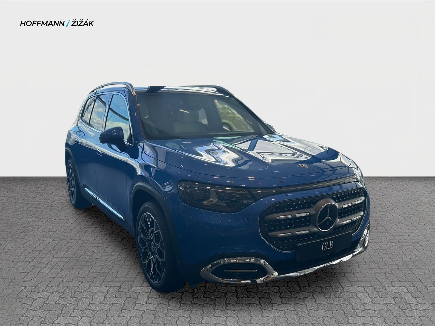 Mercedes-Benz GLB, 200 - fotka 2