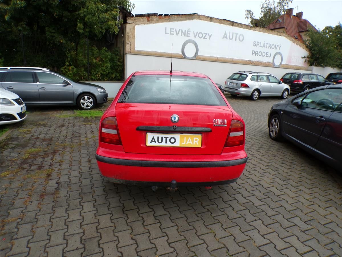 Škoda Octavia, 1,6   TAŽ.ZAŘ. - fotka 5