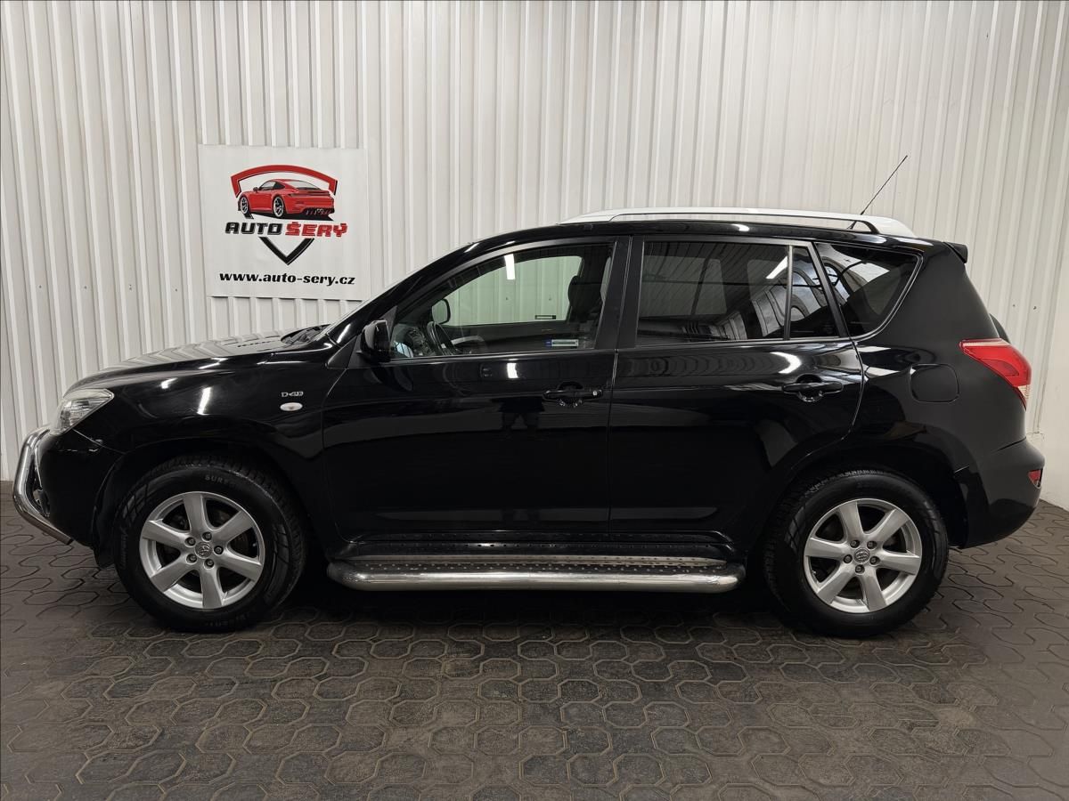 Toyota Rav4, 2.2 D-4D 100kW ČR 1MAJITEL - fotka 4