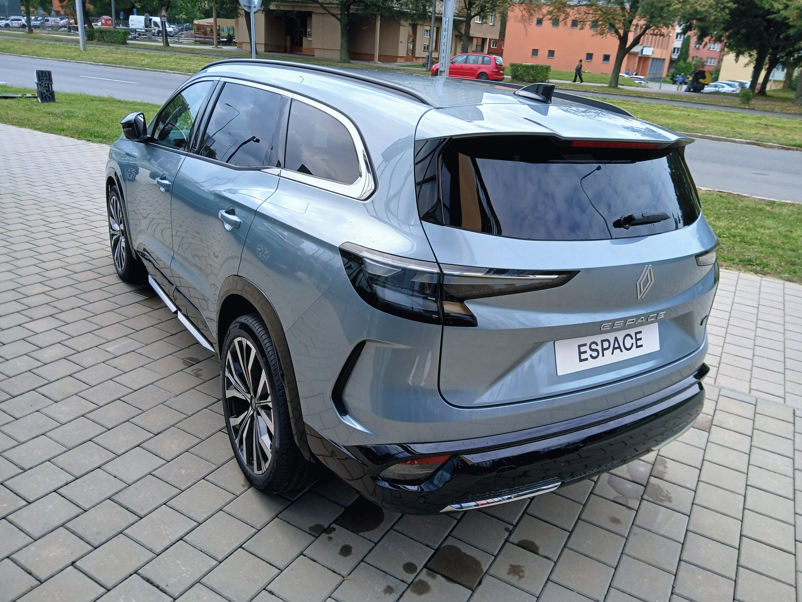 Renault Espace, Iconic full Hybrid E-Tech 200 - fotka 4
