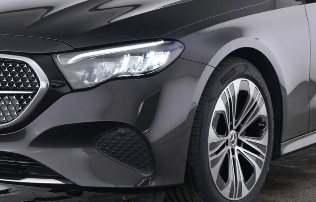 Mercedes-Benz Třídy E, 220 d T Avantgarde Distronic - fotka 3