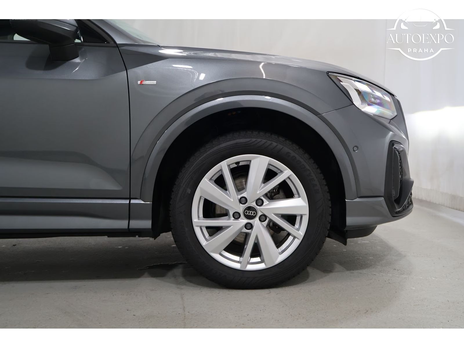 Audi Q2, 35 TFSI S line*Matrix*LED* - fotka 6