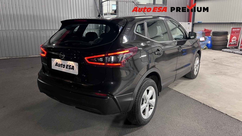 Nissan Qashqai, 1.3 DIG-T - fotka 2