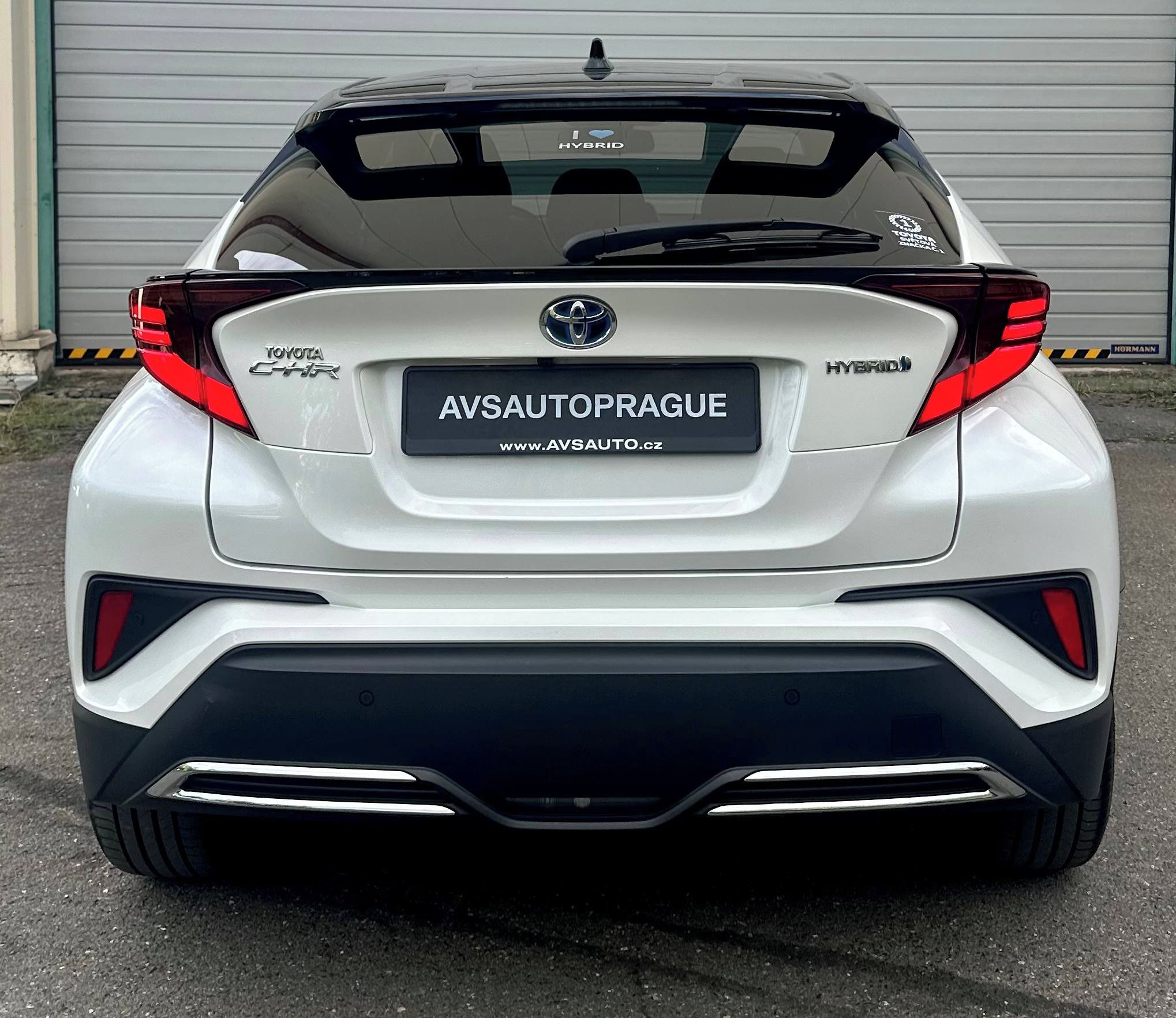 Toyota C-HR, 2.0 HYBRID 112KW AUT 2020 - fotka 5