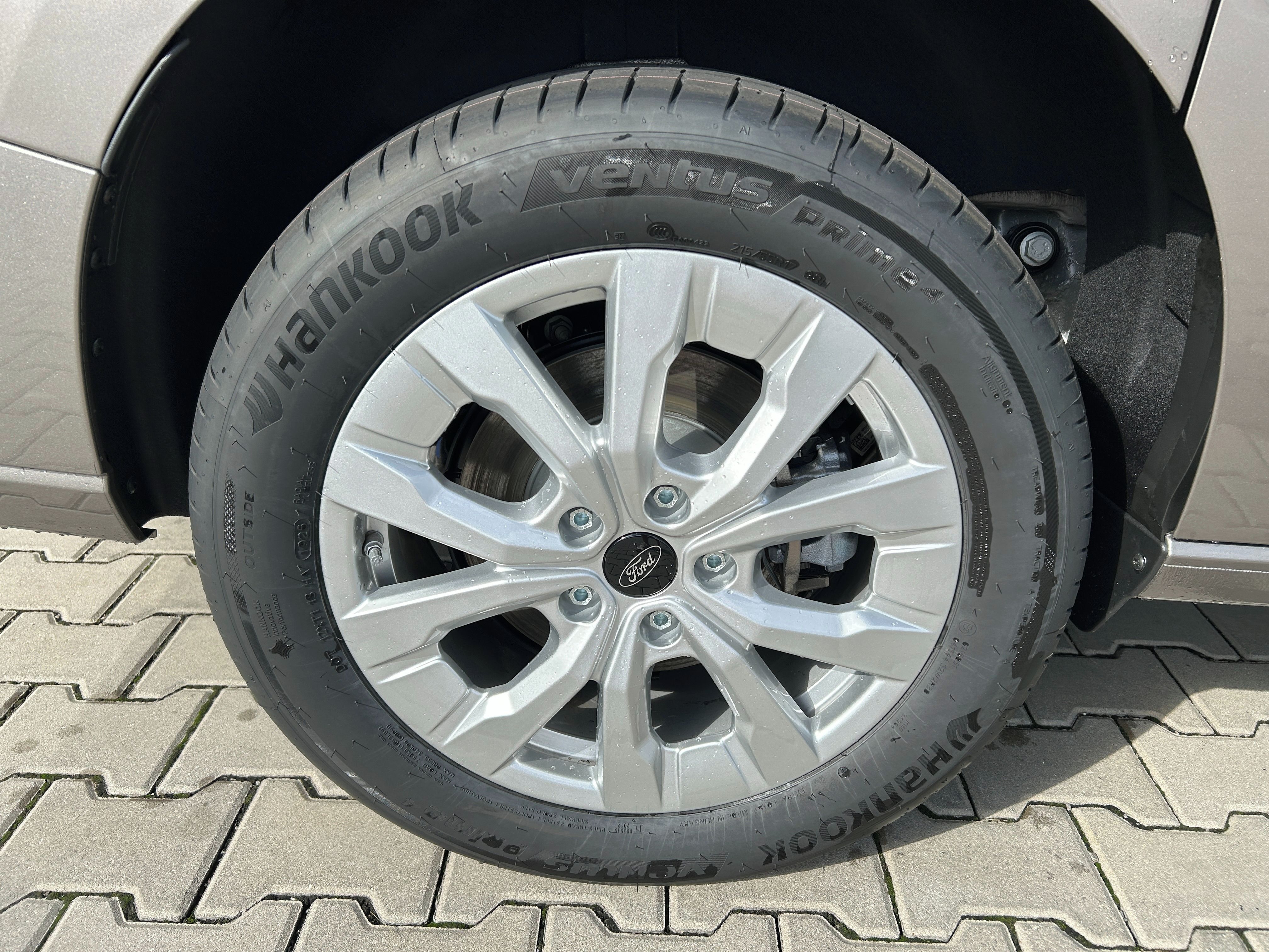 Ford Tourneo Connect, 1.5 Ecoboost 110kW AT Titanium - fotka 4