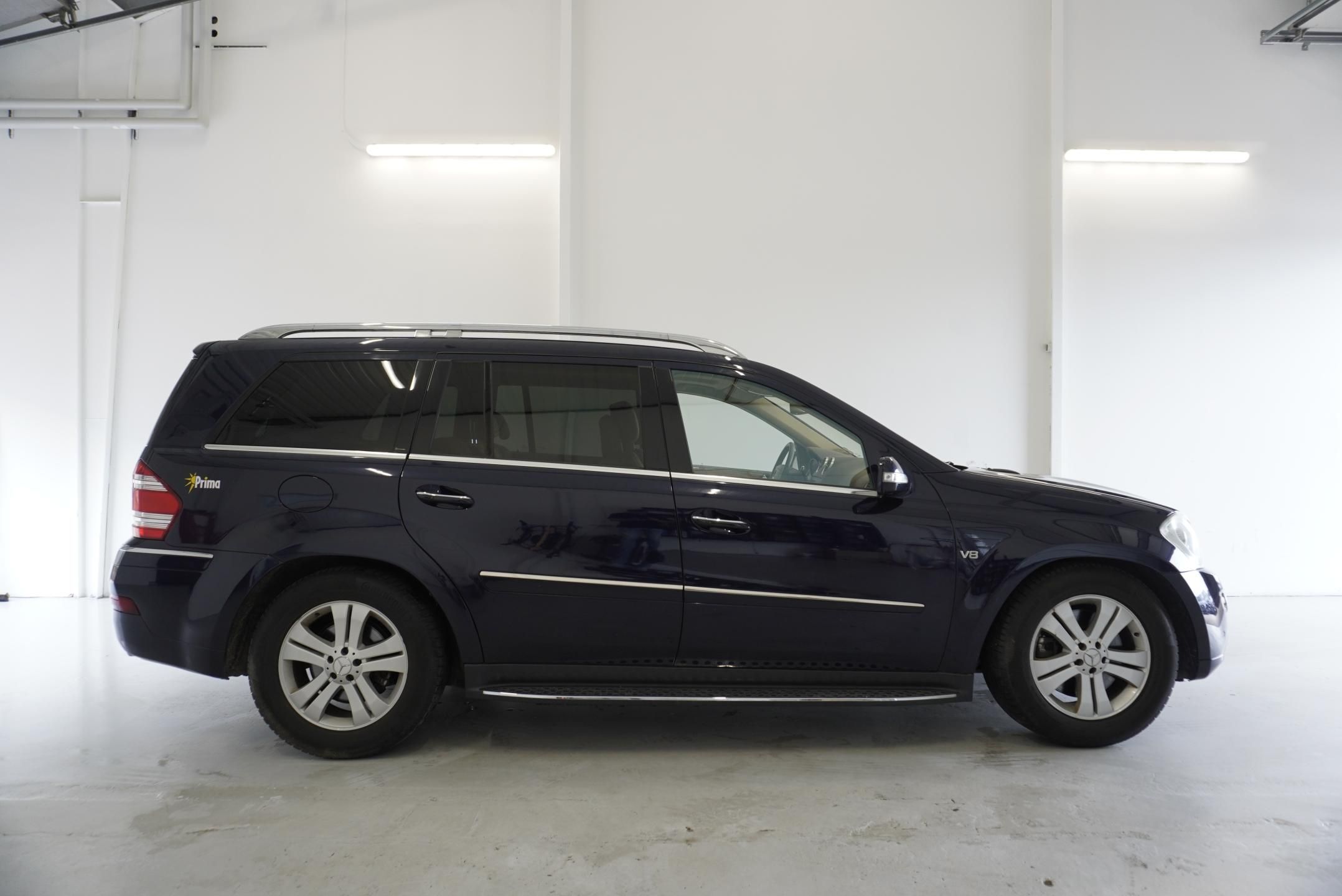 Mercedes-Benz GL, 5,5I V8 4MATIC AUTOMAT 7 MÍST - fotka 4