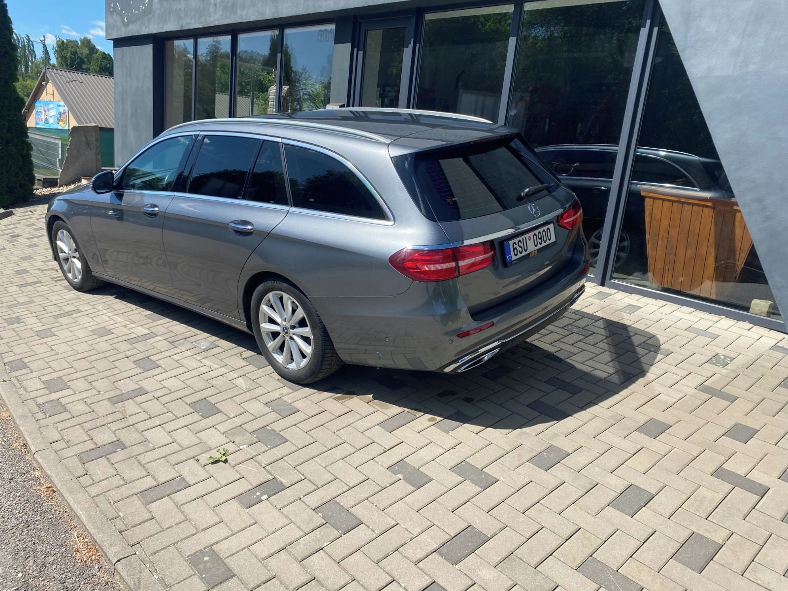 Mercedes-Benz Třídy E - fotka 4