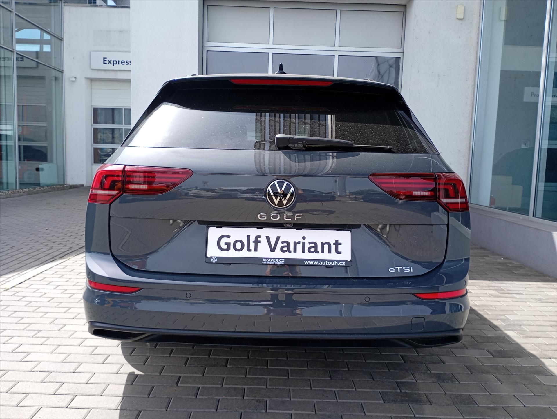 Volkswagen Golf Variant, 1,5 eTSI 7DSG mHEV  People - fotka 5