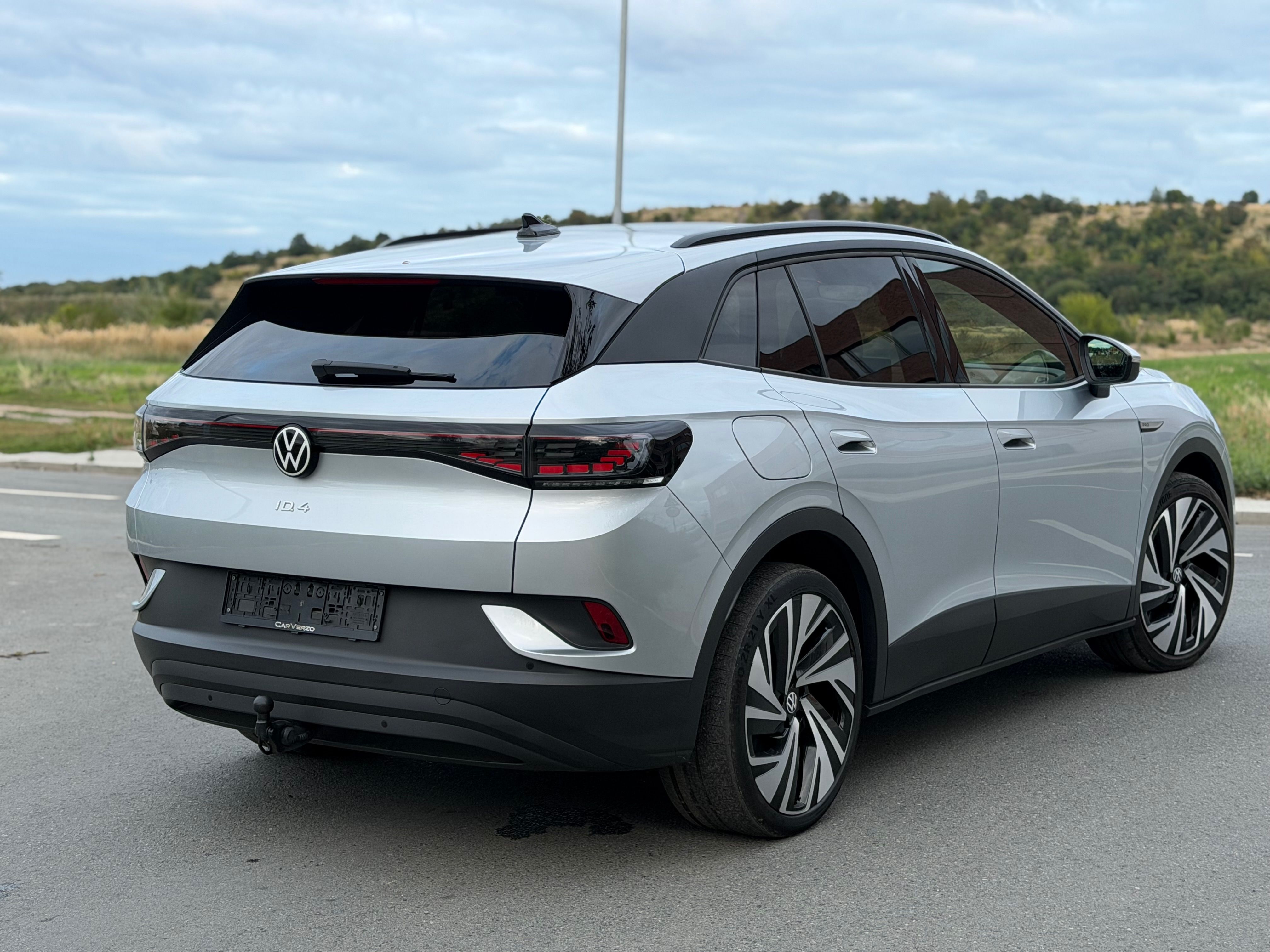 Volkswagen ID.4, KAMERA TAŽNÝ PANO TEPELKO - fotka 4