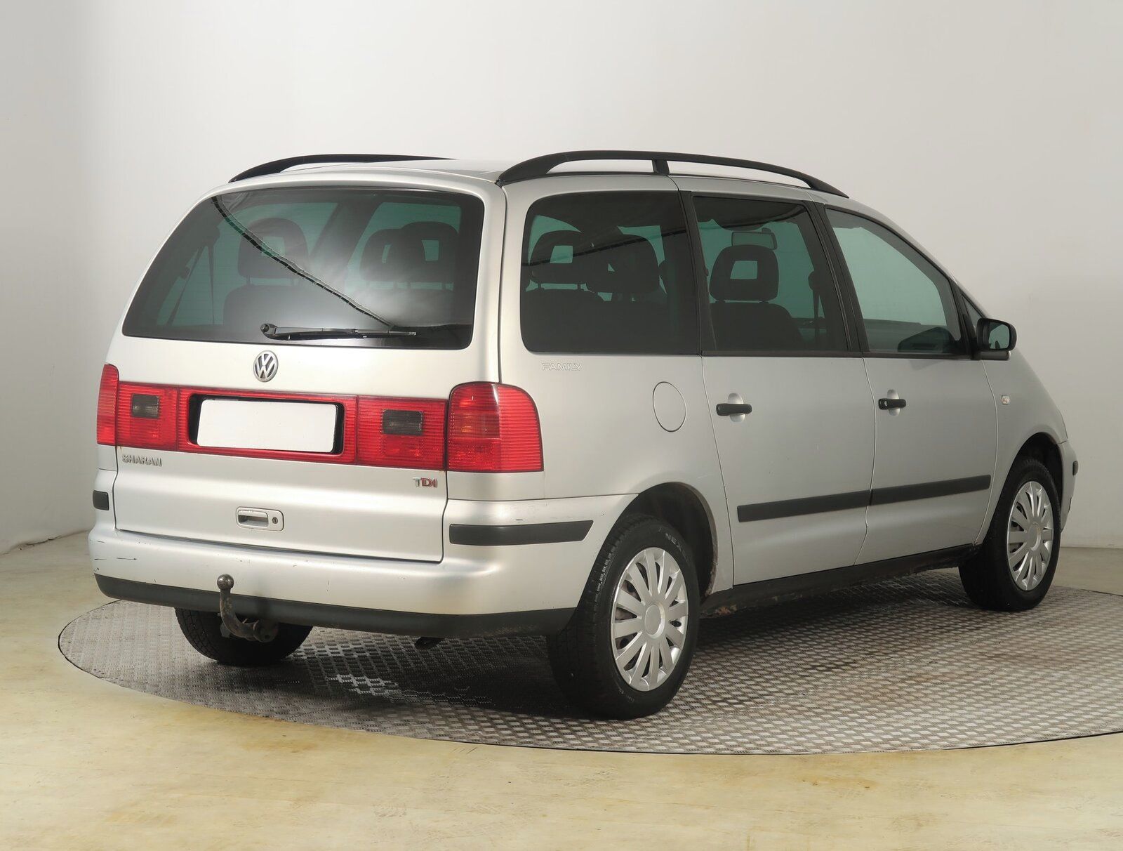 Volkswagen Sharan, 1.9 TDI , 7 míst, Tažné - fotka 5