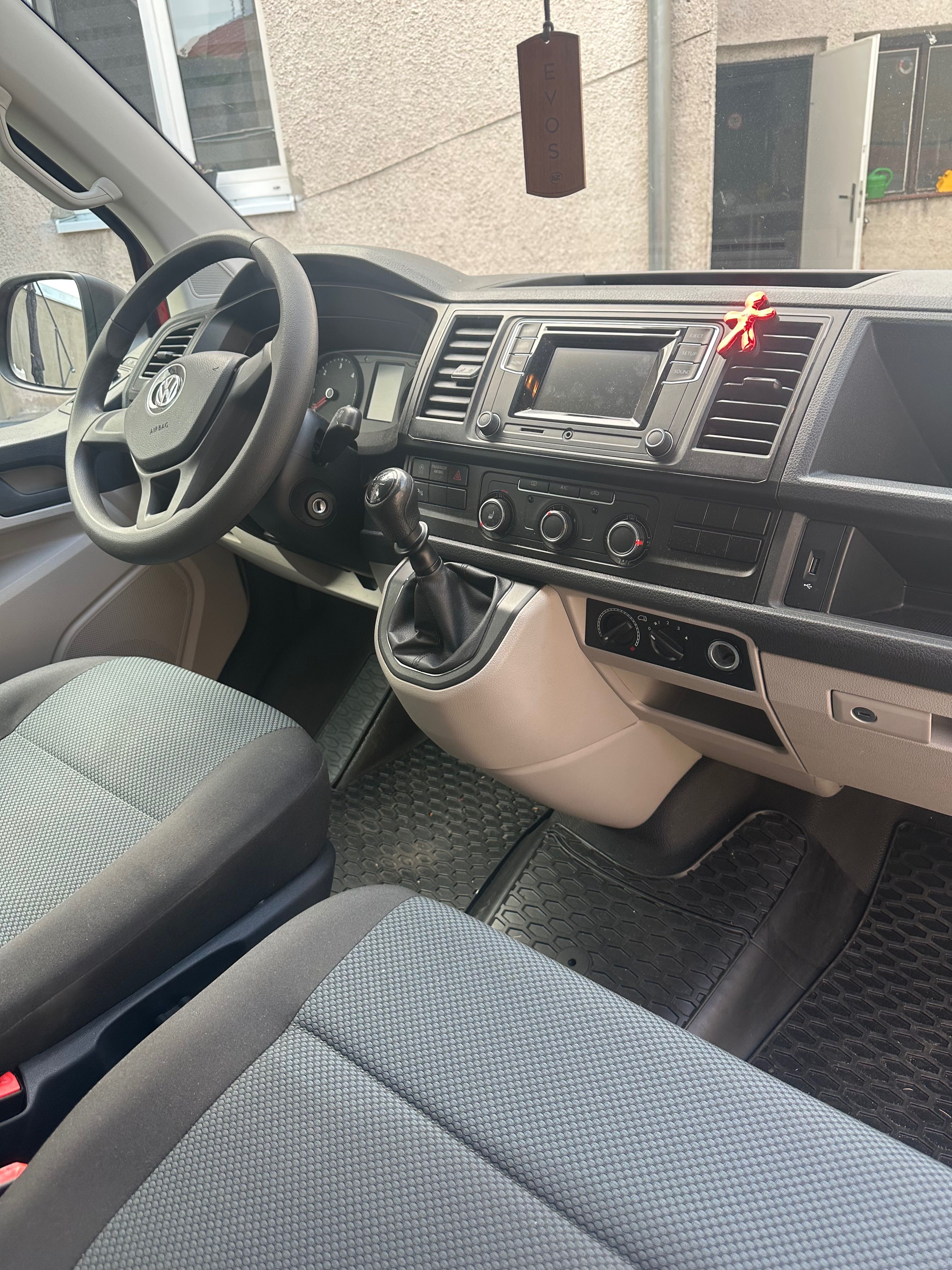 Volkswagen Transporter, Vw transporter t6 - fotka 6