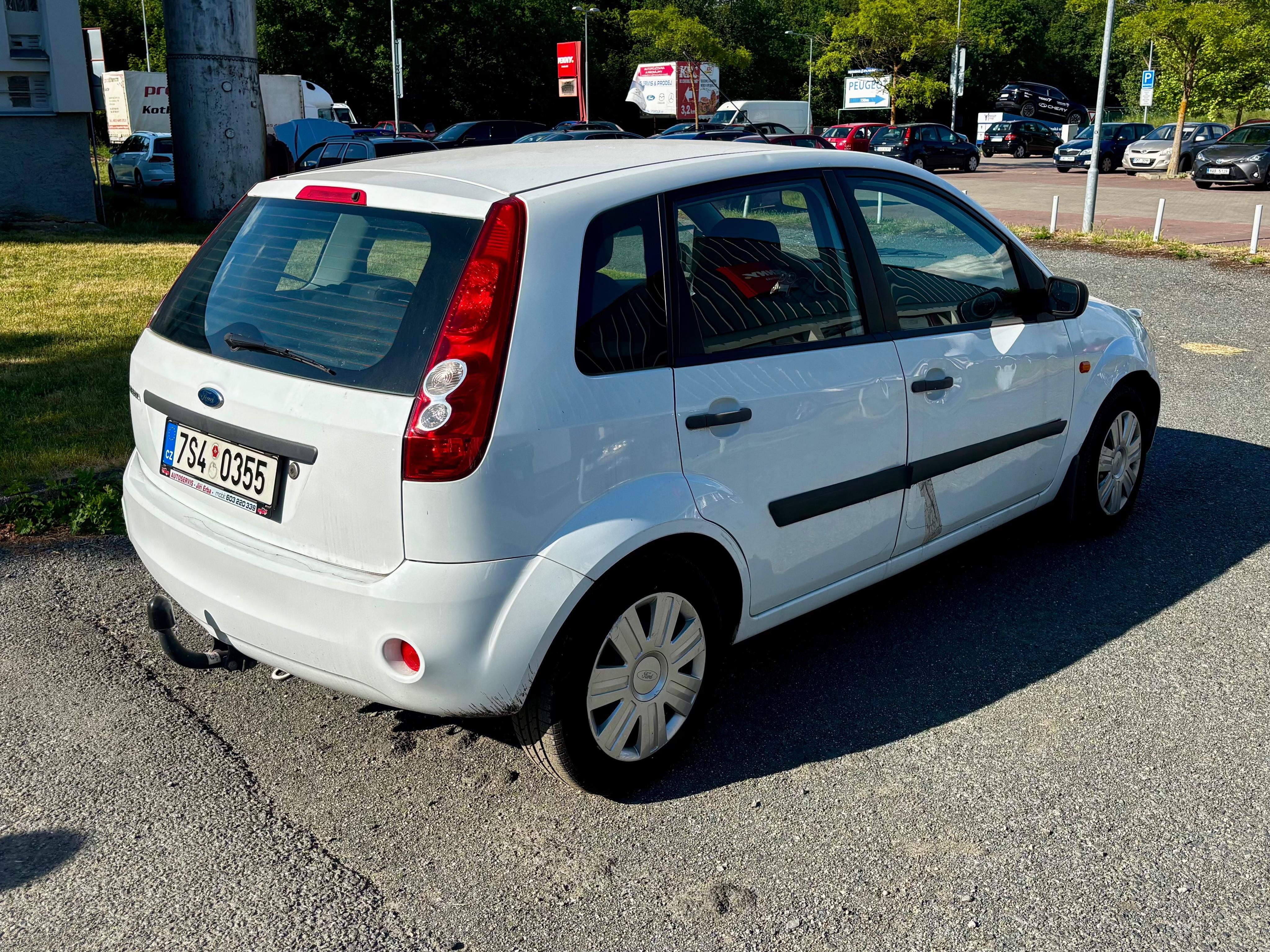 Ford Fiesta, 1.3 51 kW - fotka 3