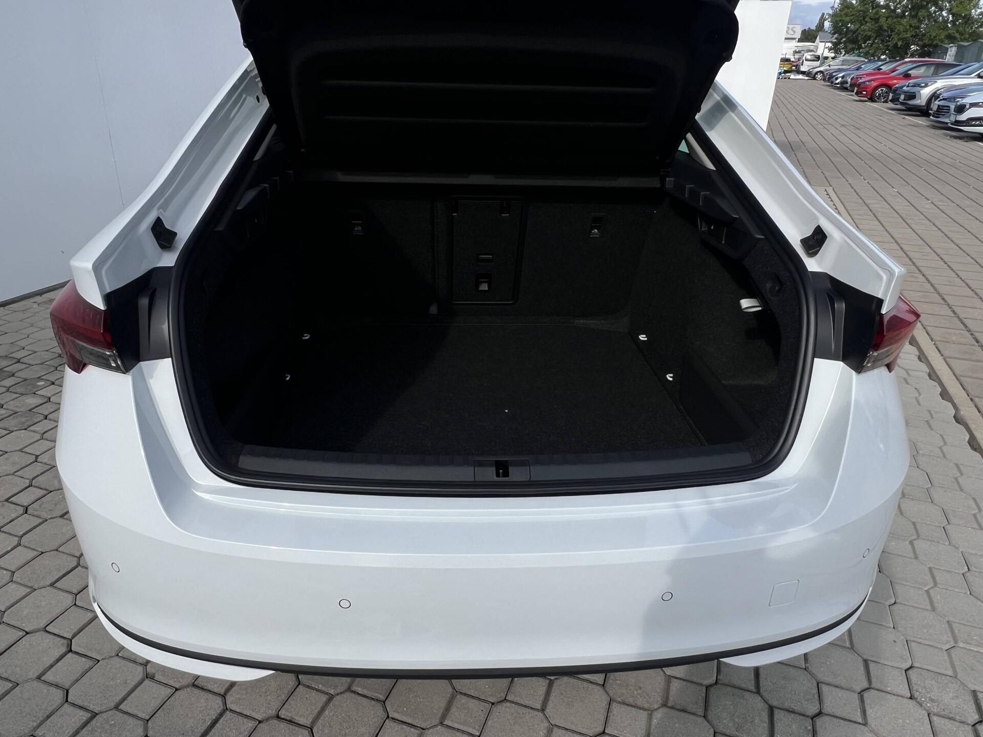 Škoda Octavia, Dynamic 7DSG 1,5TSI - fotka 6