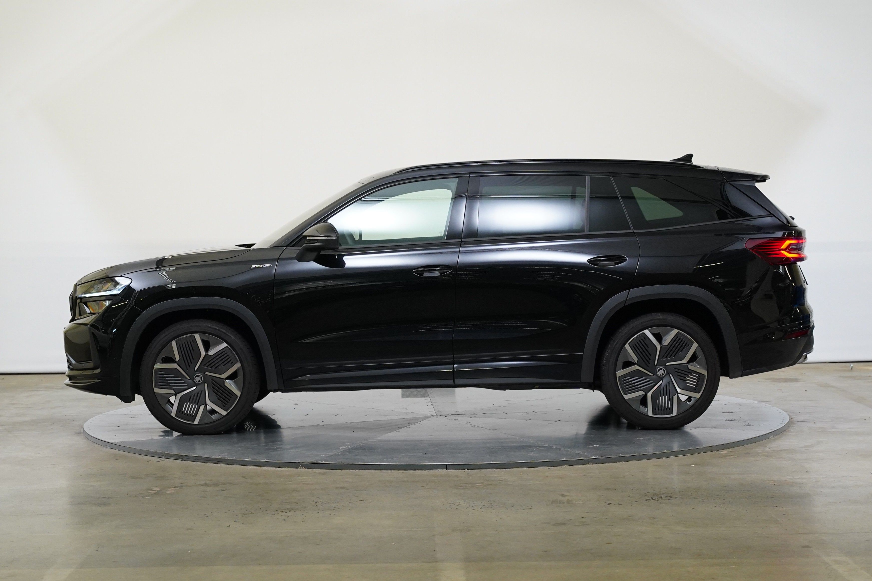 Škoda Kodiaq, 2.0 TDI 142 kW 4x4 Sportline - fotka 3