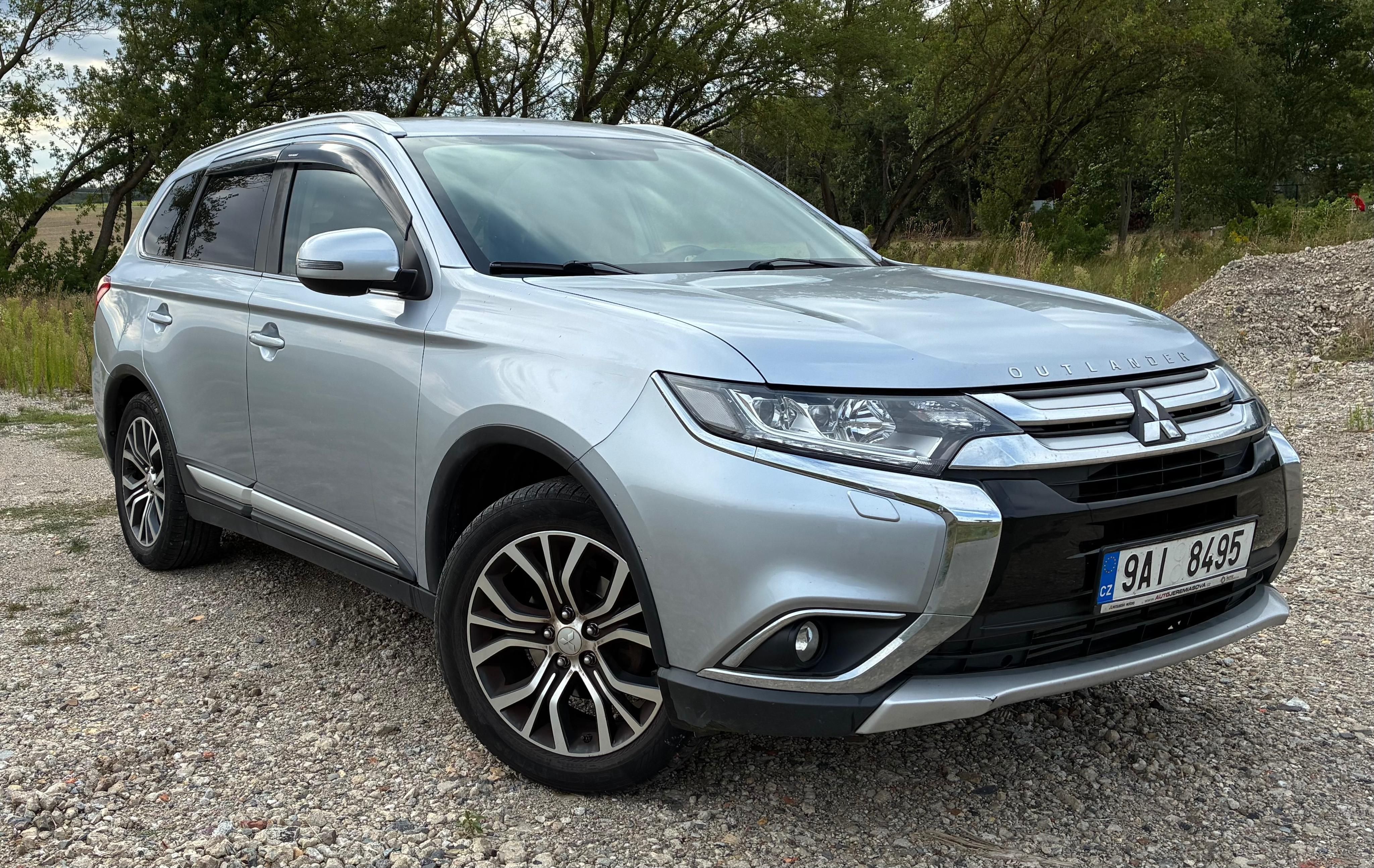 Mitsubishi Outlander, 2.2 TDi sedmimístné, 1.majitel