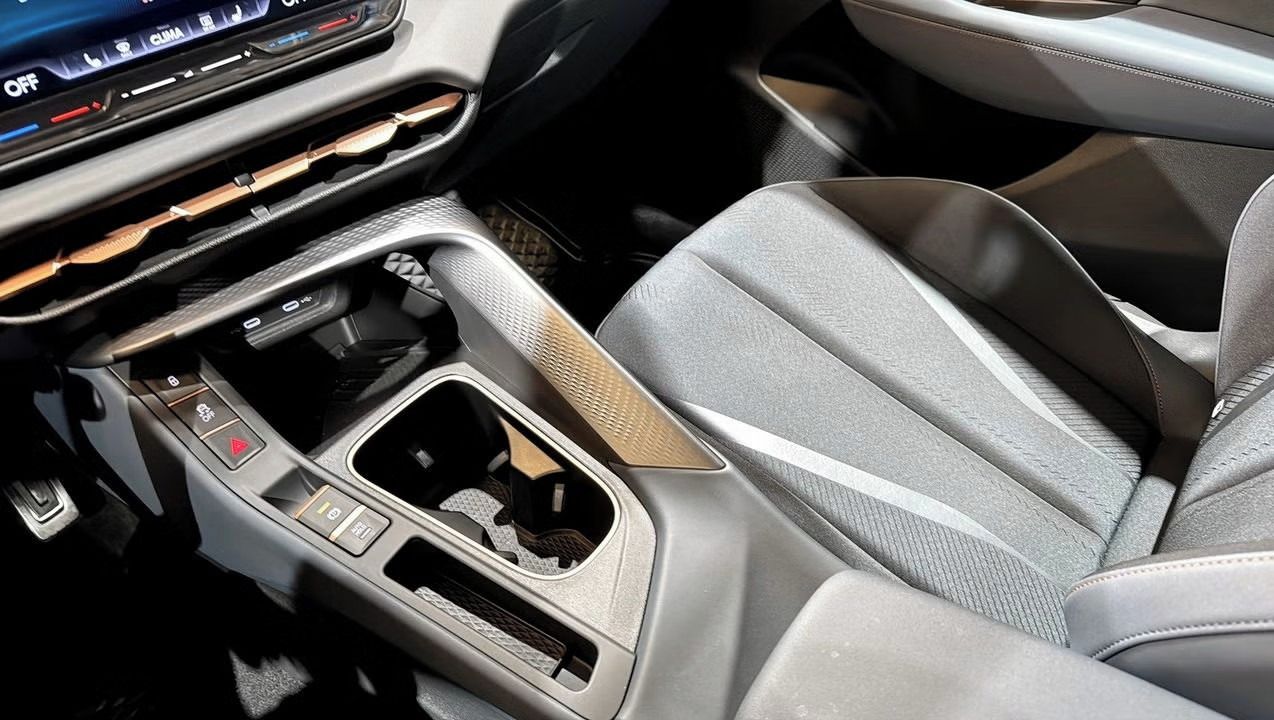 Cupra Terramar, 1.5TSI Matrix DCC Tažné Topení - fotka 5