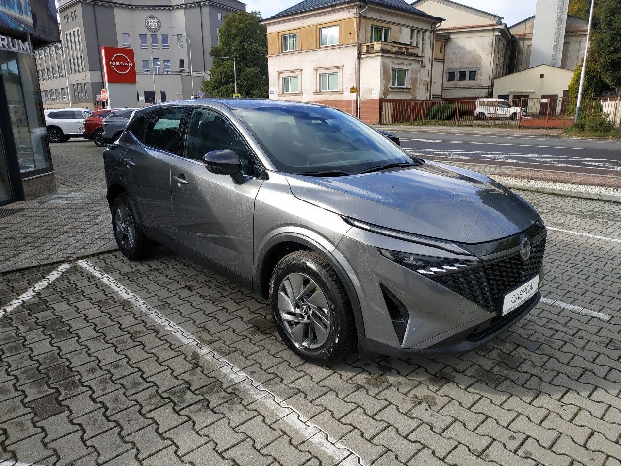 Nissan Qashqai, 1.3mHEV,2WD,MT,Acenta, SKLADEM - fotka 3
