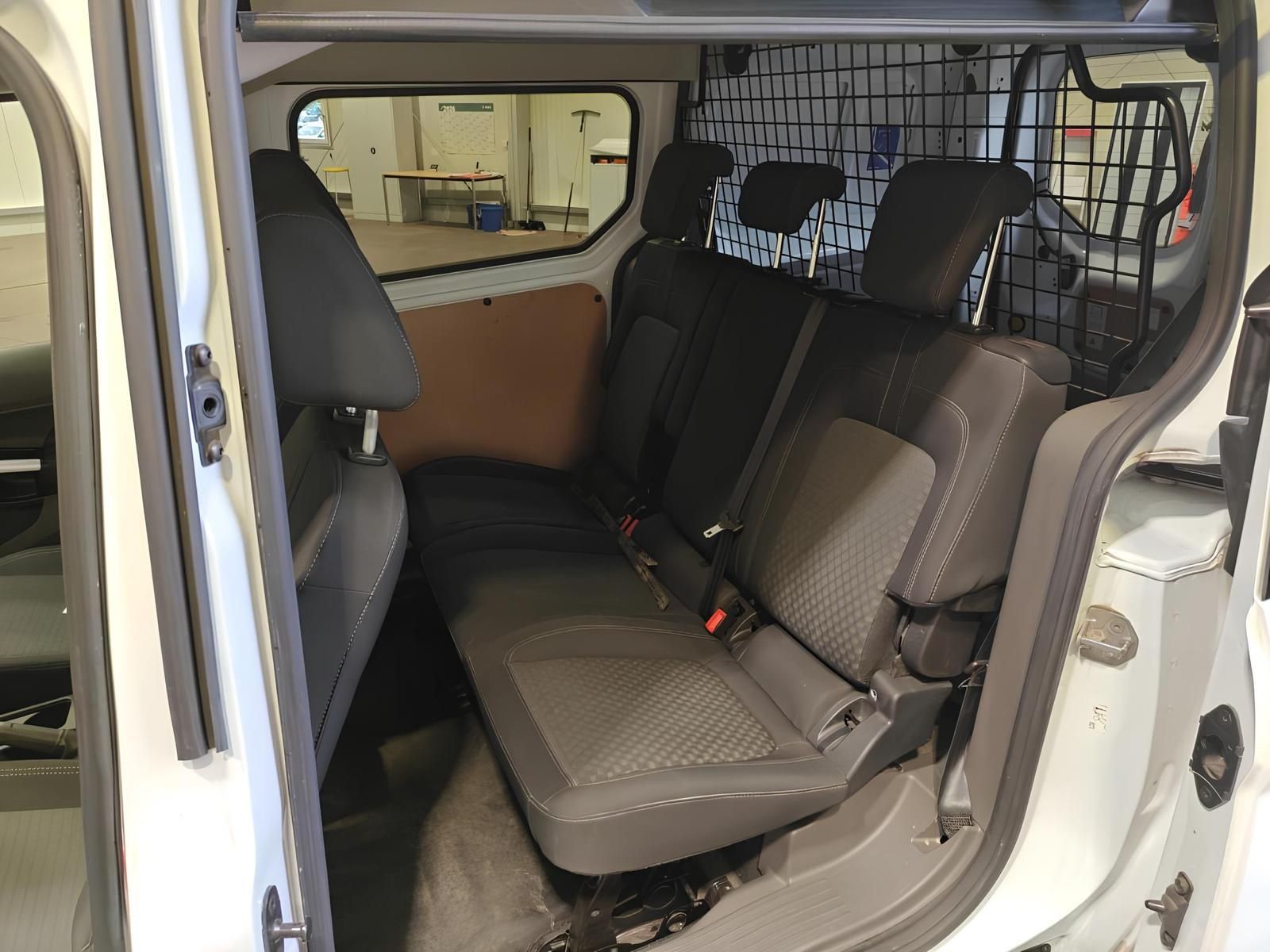 Ford Transit Connect, 1.5TDCI 74kW 5-Míst L2 DPH - fotka 4