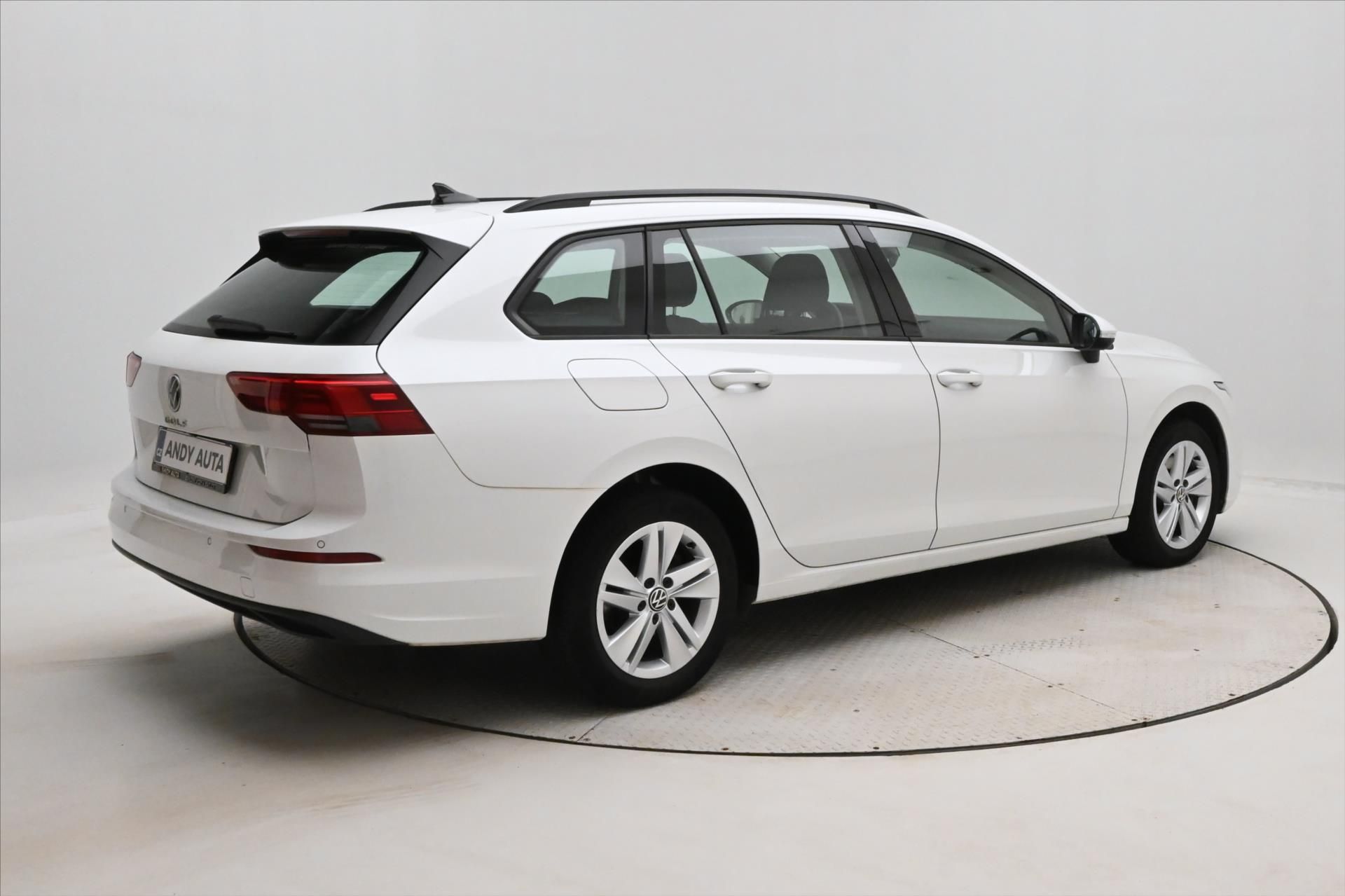 Volkswagen Golf, 2,0 TDI 85 kW DSG Life Záruka - fotka 5