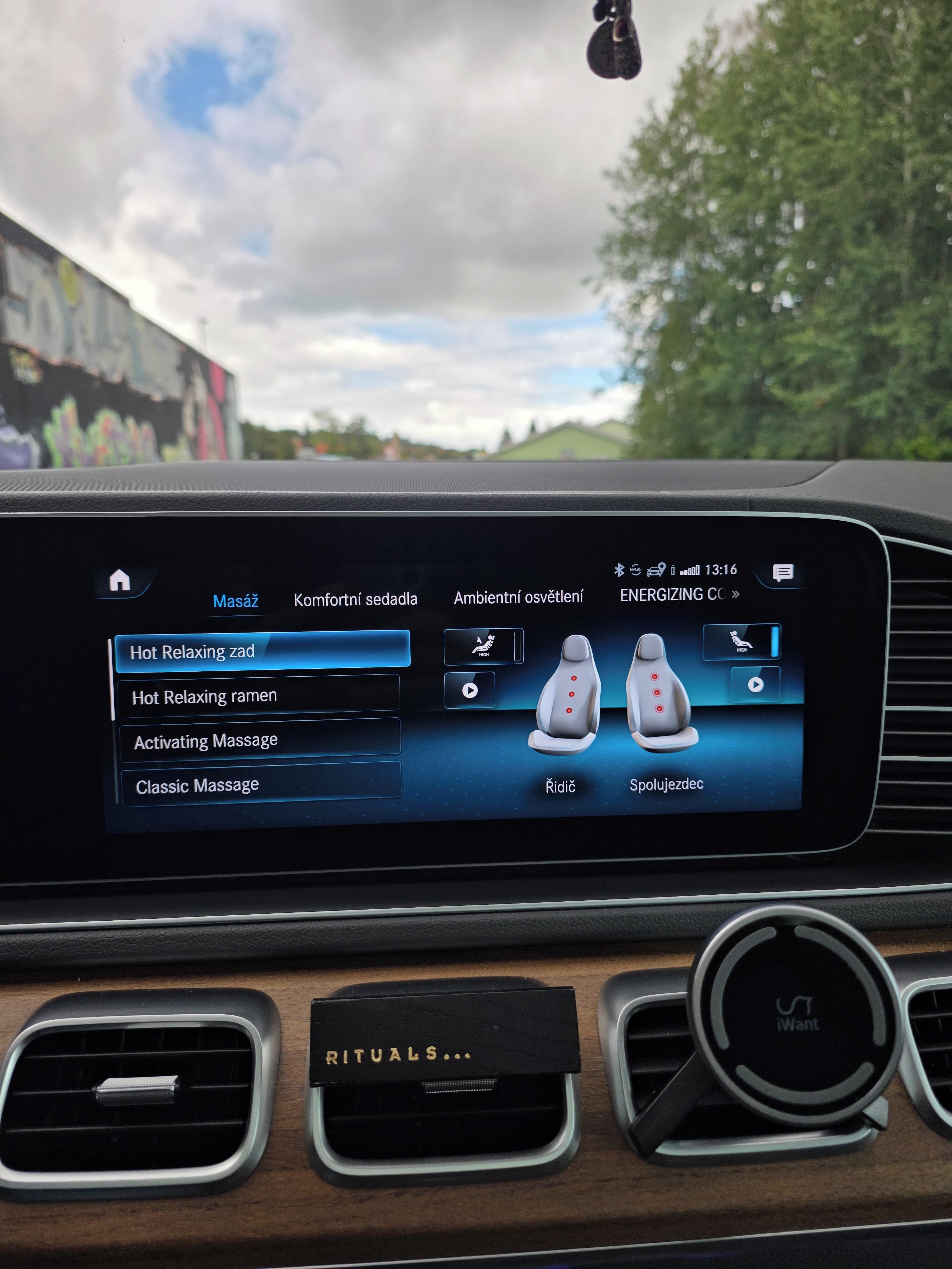 Mercedes-Benz GLS, Mercedes-Benz GLS 400 d 4MATIC - fotka 6