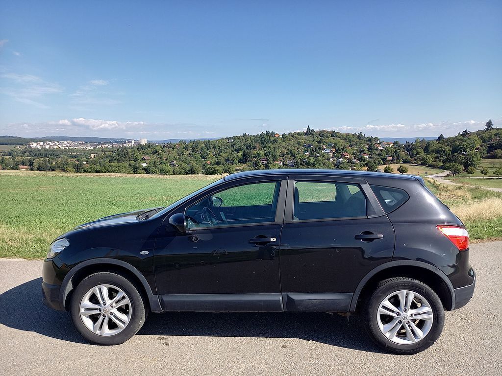 Nissan Qashqai, 1,6DCi 96kW digiklima-navigace - fotka 5