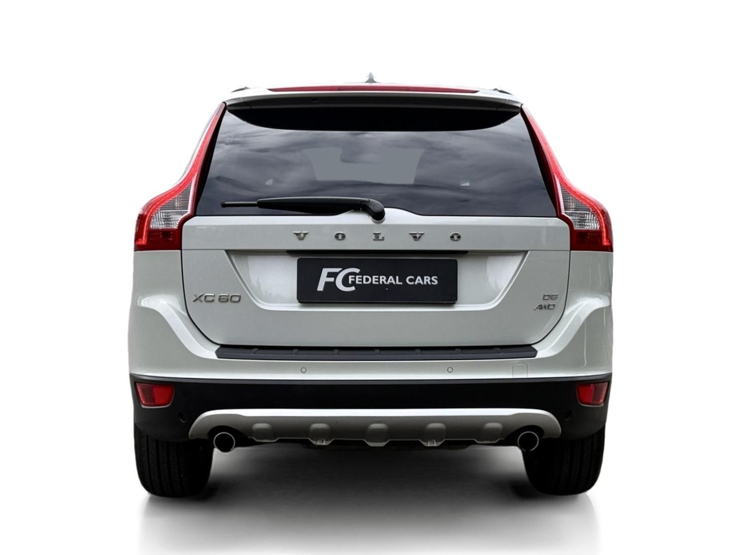 Volvo XC60, D5 AWD // SUMMUM // 151 kW - fotka 4