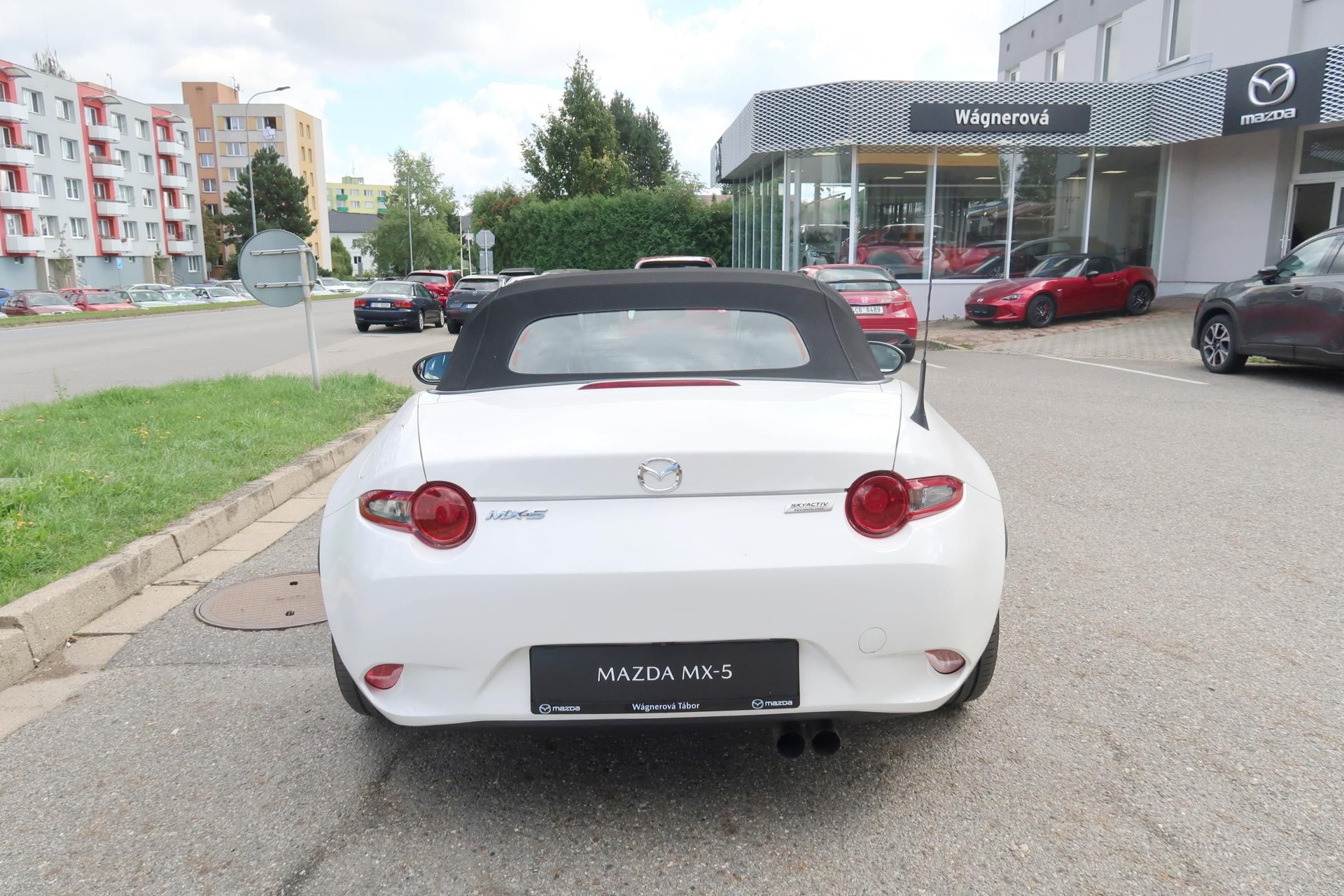 Mazda MX-5, 1,5 G130 Centr-Line, kam.,NAVI - fotka 6