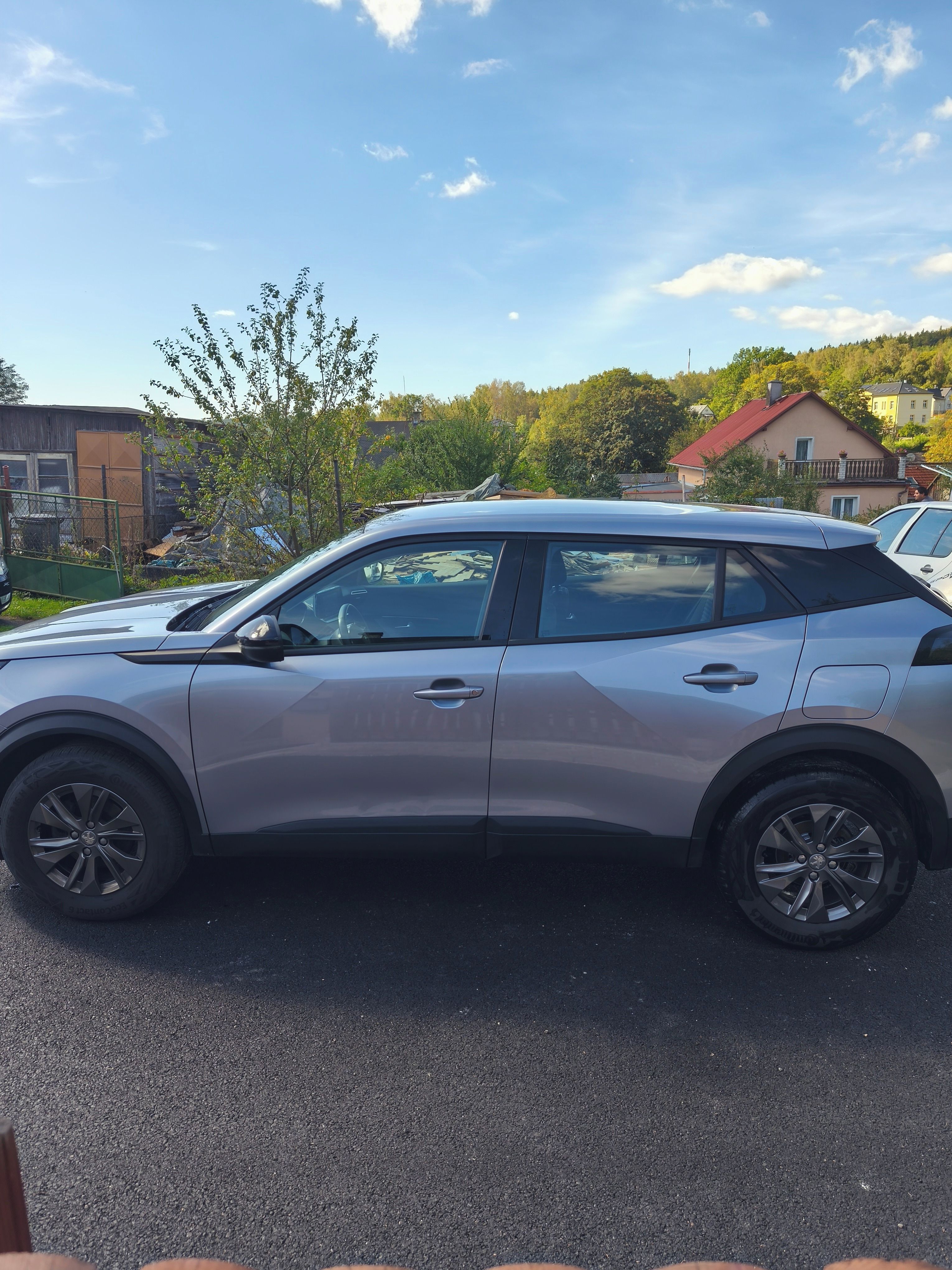 Peugeot 2008, 1,2 benzin - fotka 5