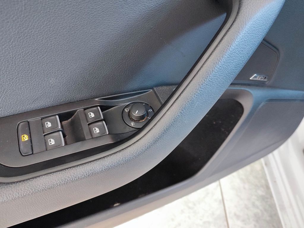Škoda Superb, 2.0TDI 140KW DSG NOVÉ ČR 1.MAJ - fotka 6
