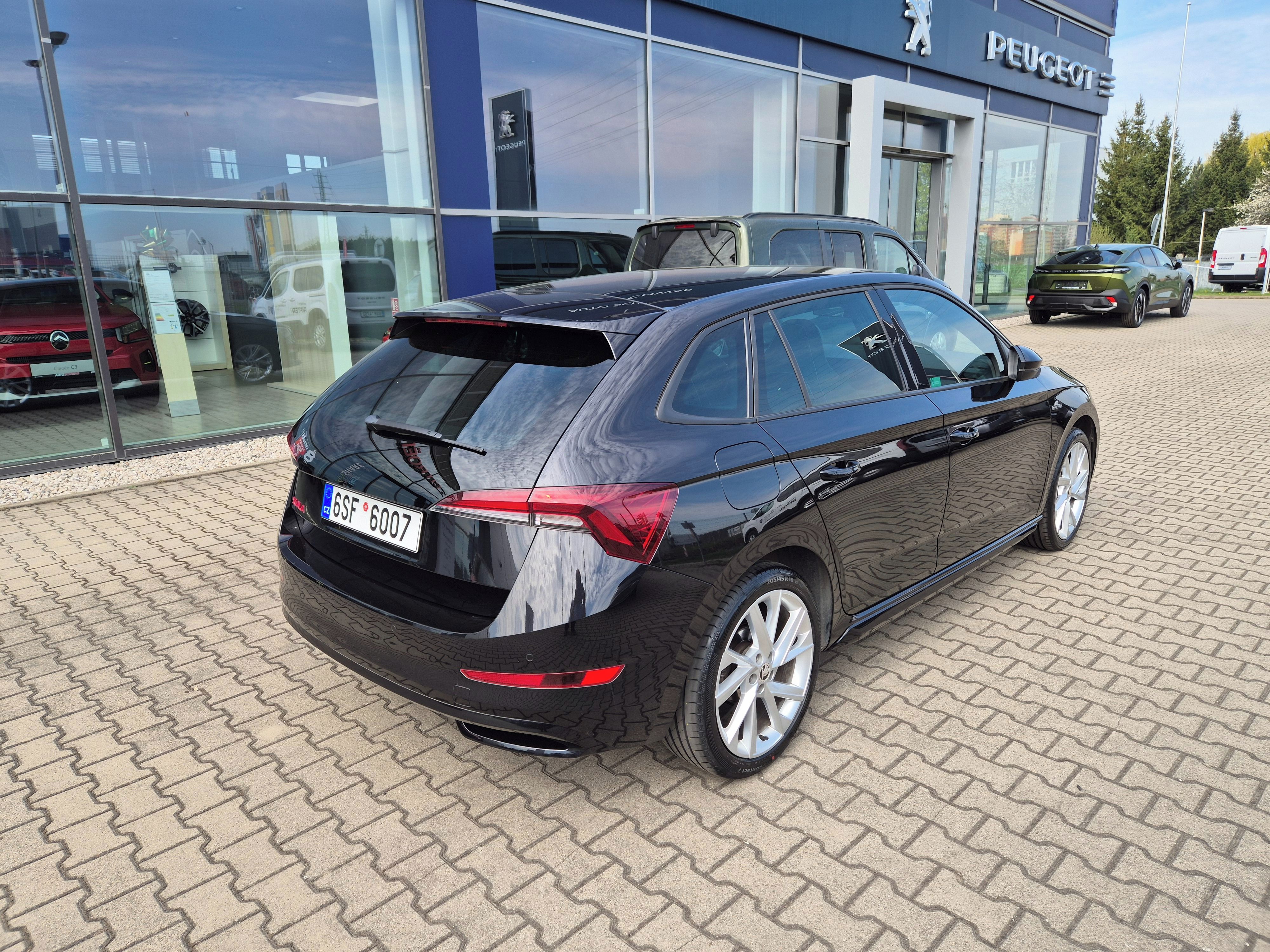 Škoda Scala, 1.5 TSI MAN6 MONTE CARLO - fotka 4